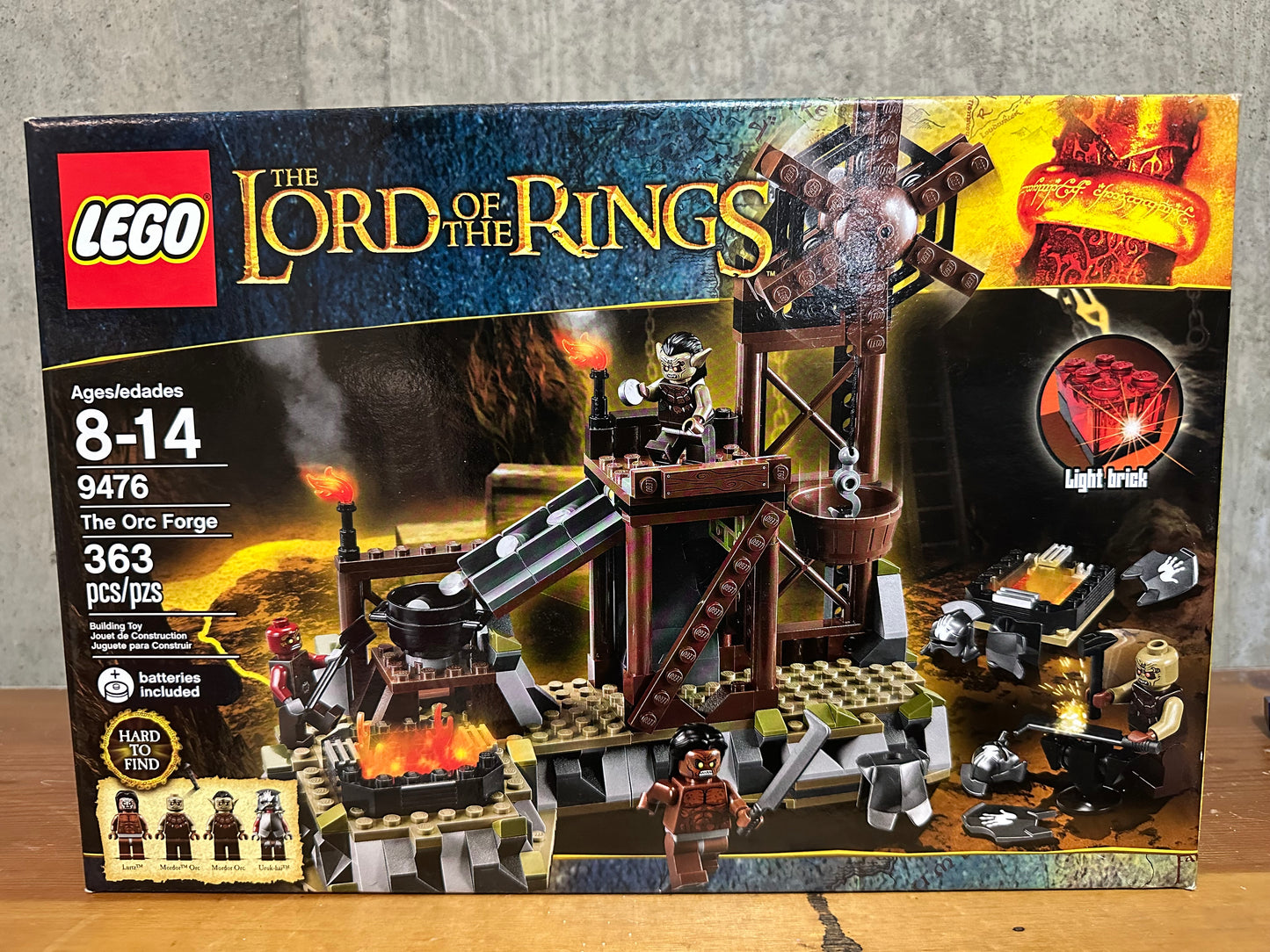 Lego 9476 The Orc Forge Lord of the Rings Sealed Set Brand New