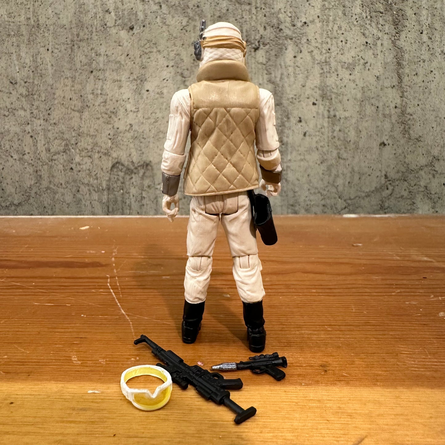 Hoth Rebel Soldier 3.75” Vintage Collection Star Wars Action Figure Toy Complete