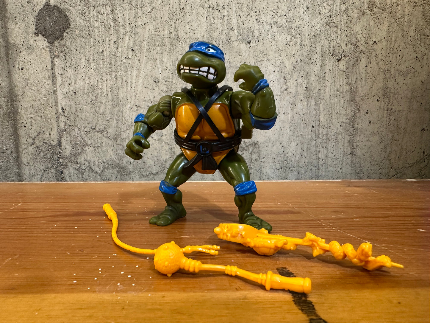 Wacky Action Leonardo TMNT Complete Vintage Ninja Turtles Action Figure Toy