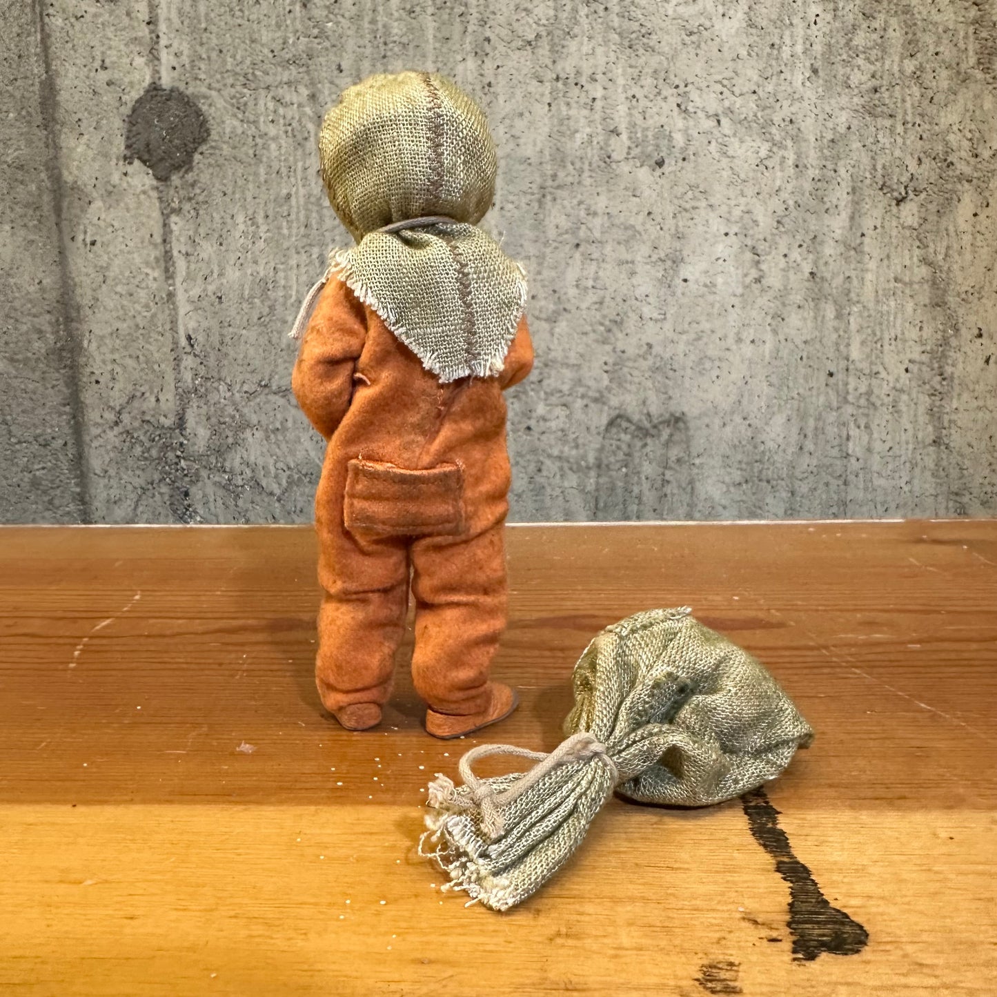 Neca Trick Or Treat Sam 5 Inch Figure Halloween Toy With Removable Sack