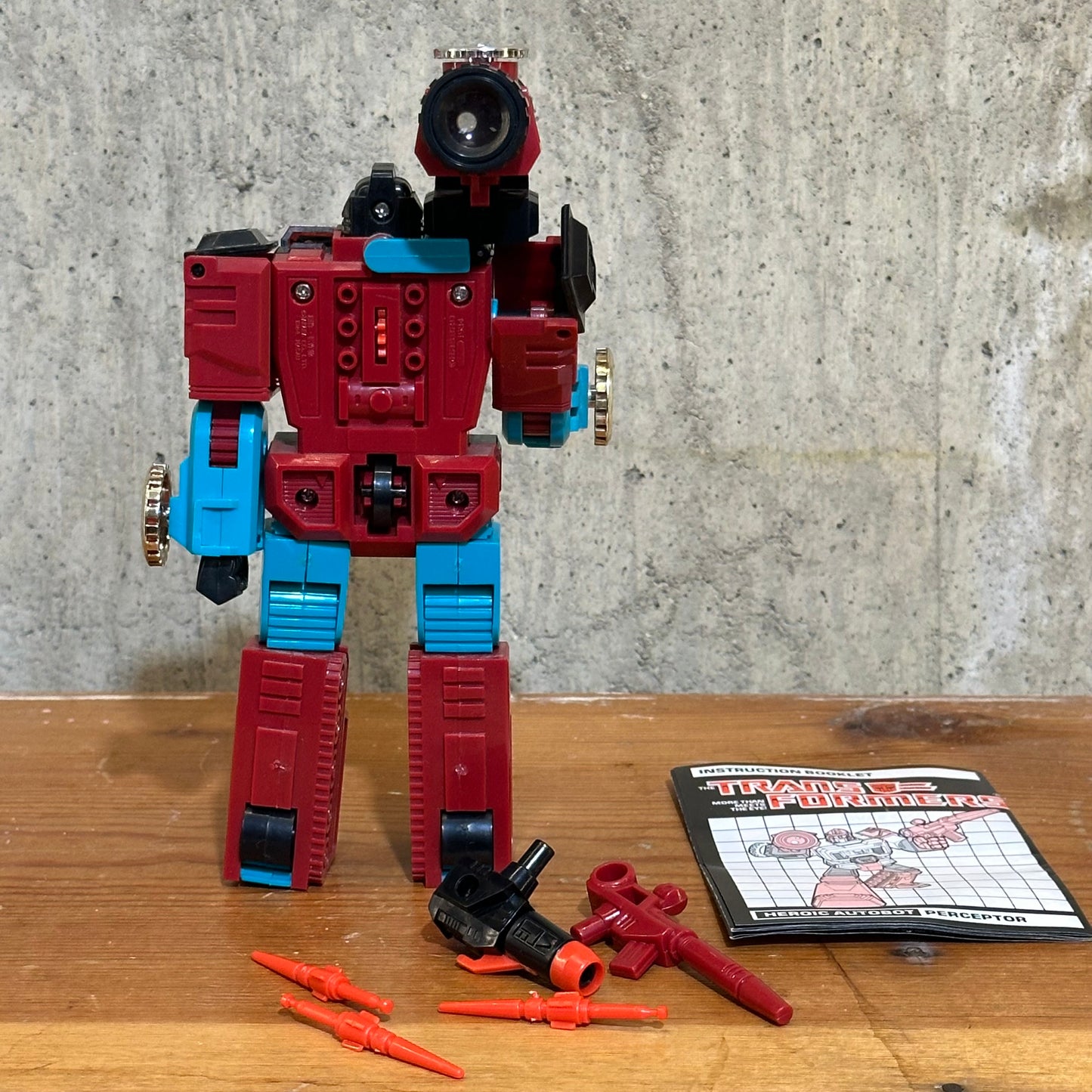 Perceptor Complete G1 Transformers Vintage 80’s Toy