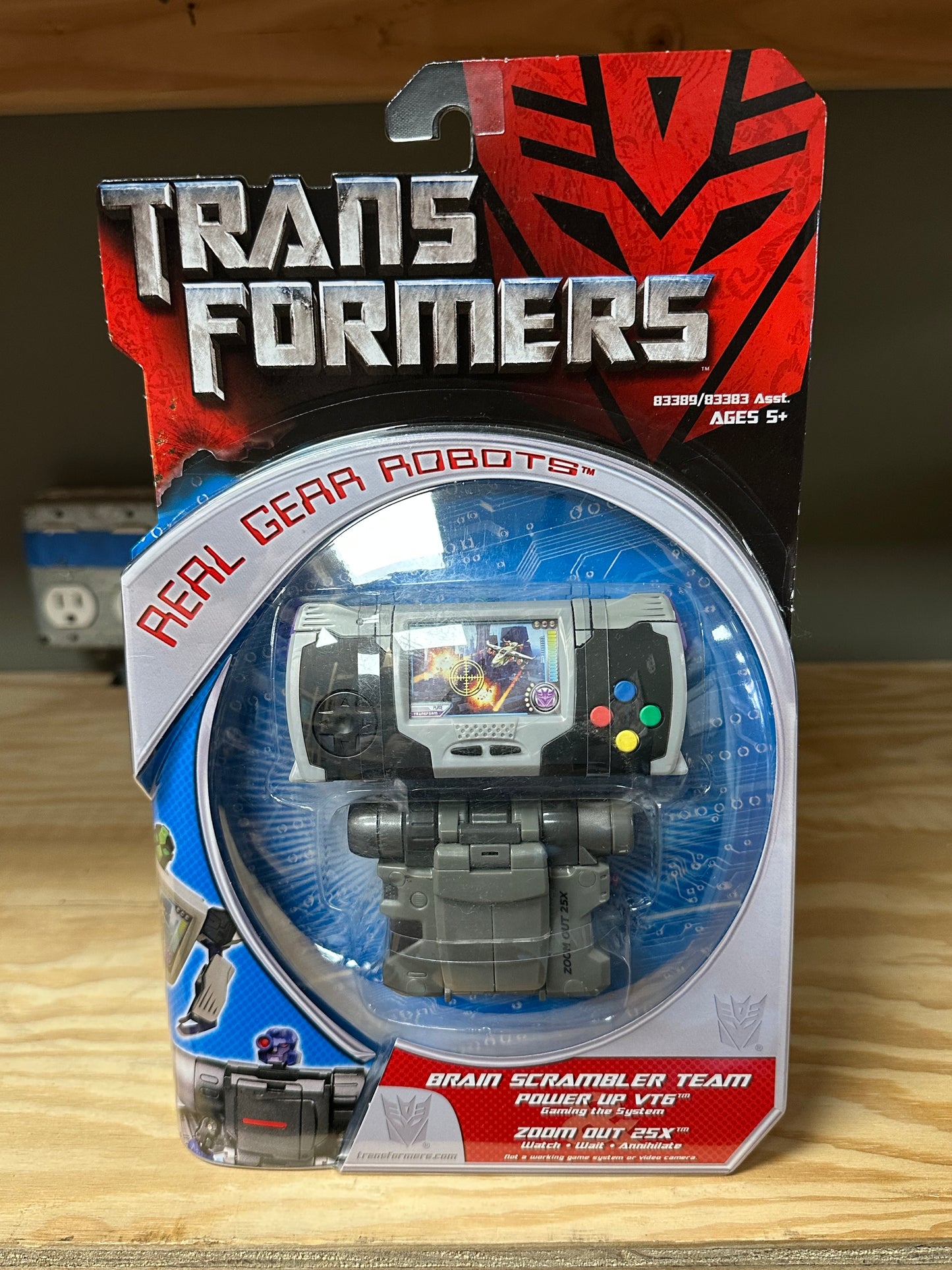 Transformers Brain Scrambler Team Power Up VT6 Zoom Out 25X
