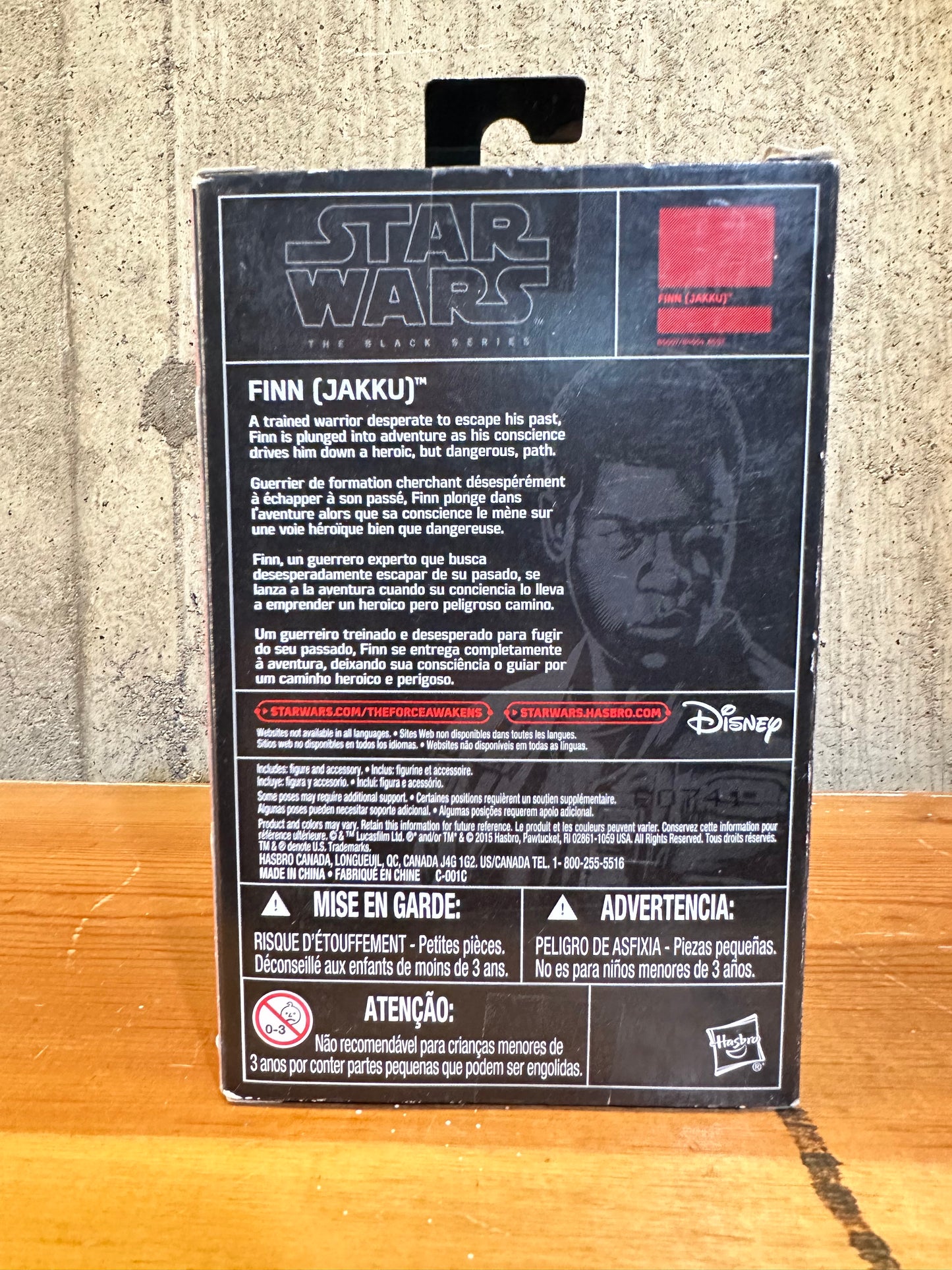 Finn Jakku Star Wars 3.75” Vintage Collection Action Figure Sealed