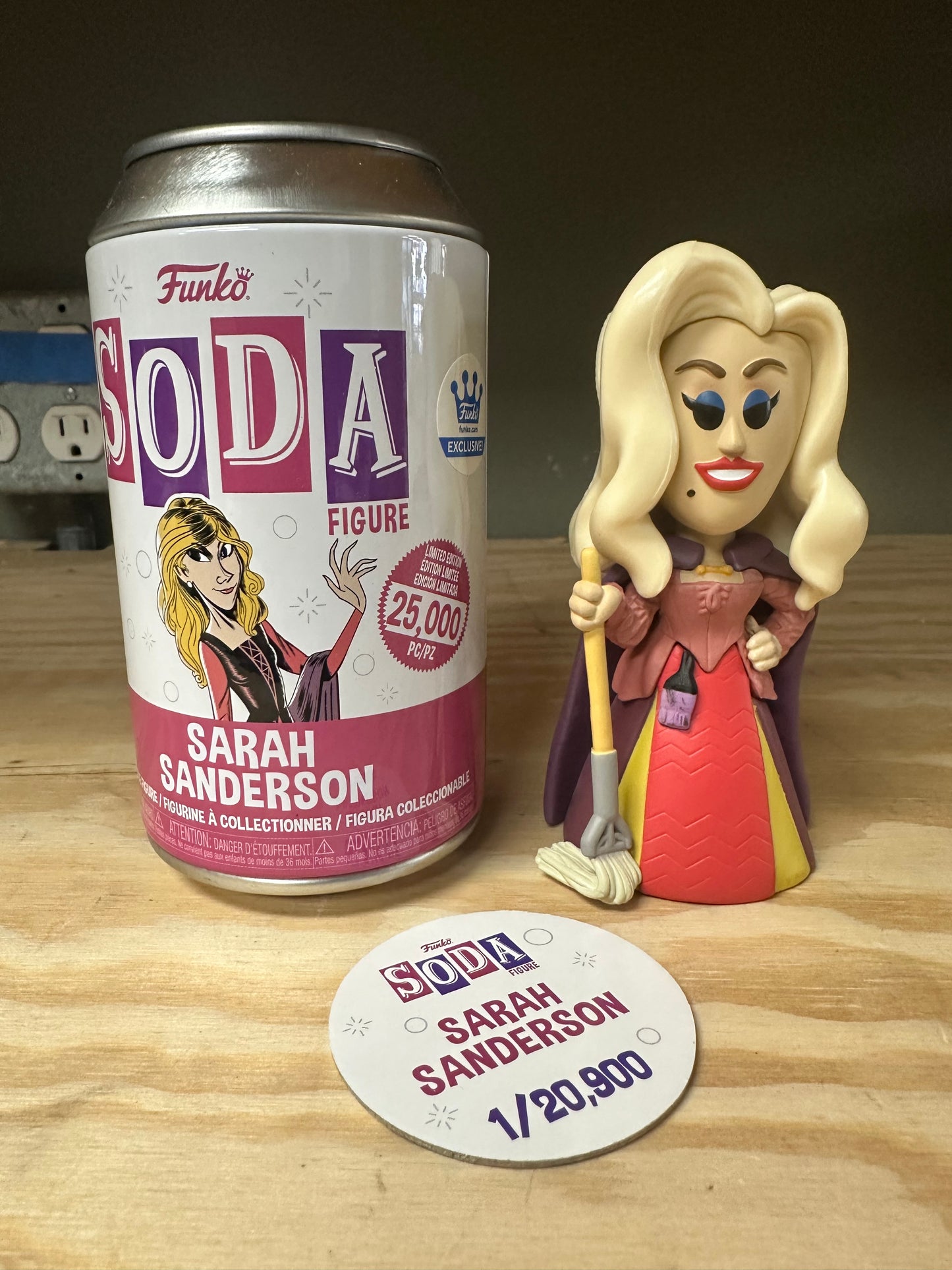 Sarah Sanderson Funko Soda Vinyl Figure Hocus Pocus