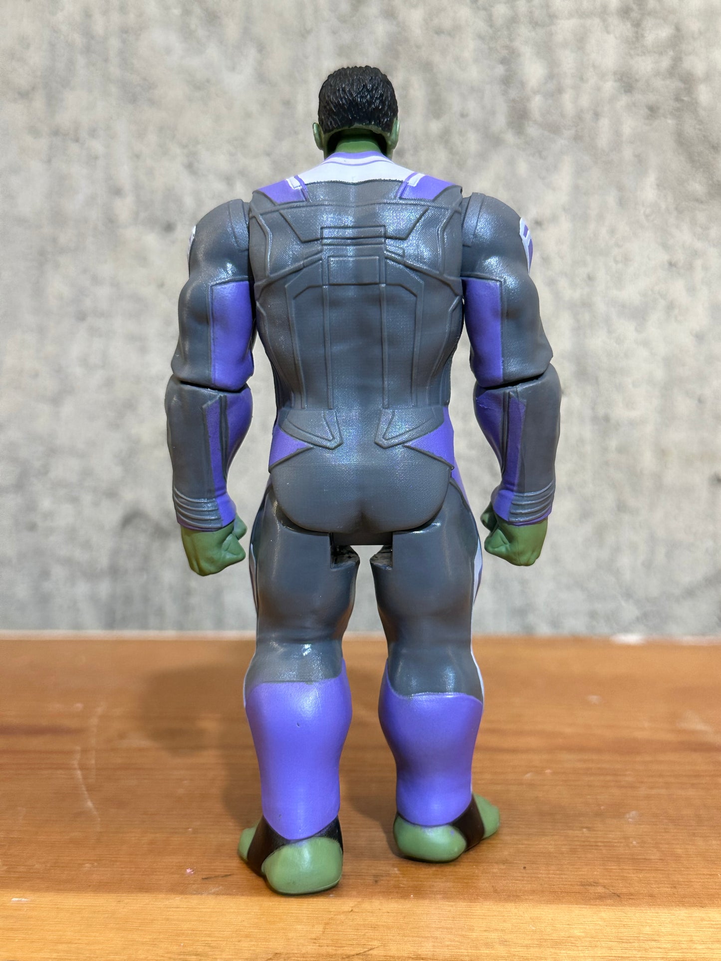 Smart Hulk End Game 6” Marvel Action Figure Toy