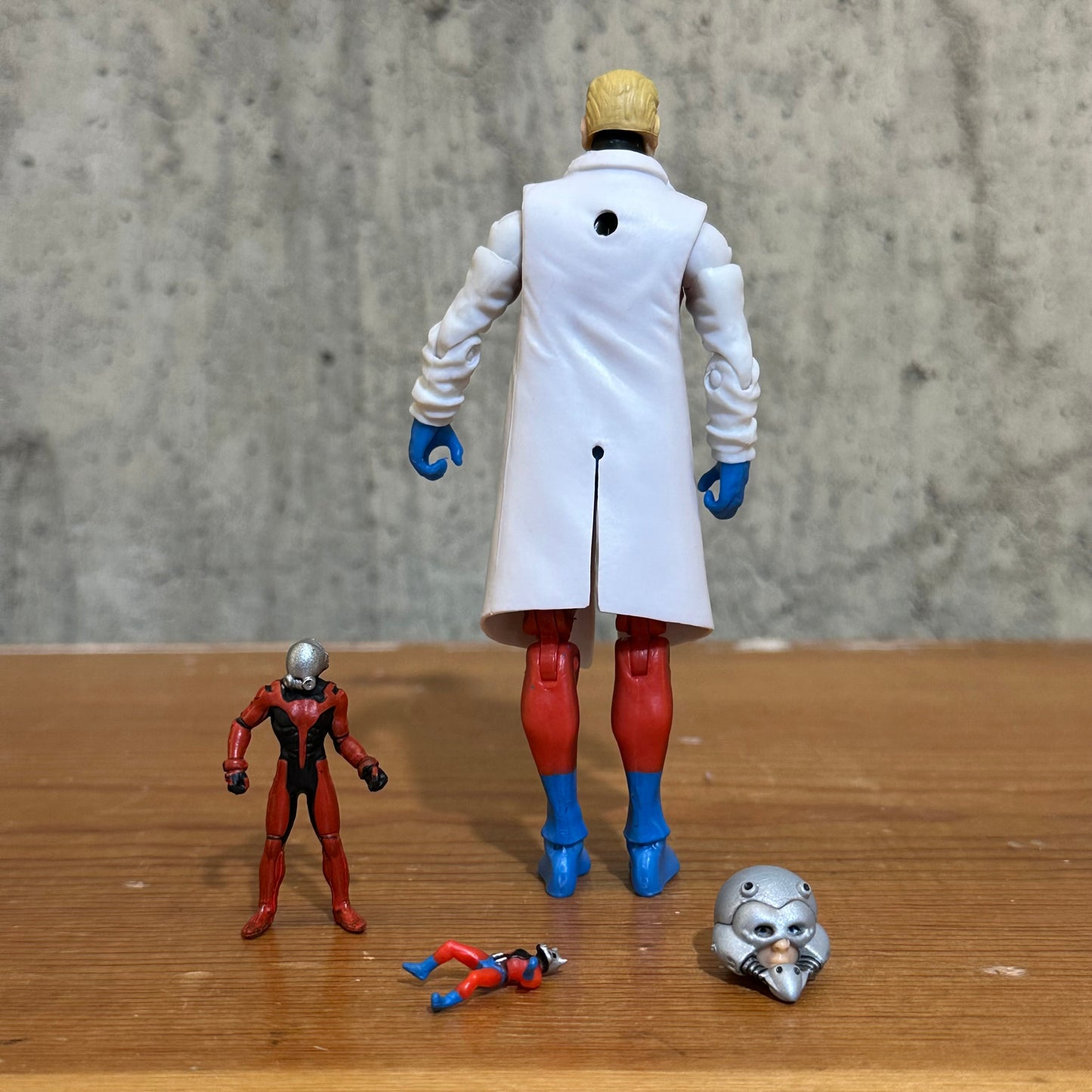 Ant-Man Hank Pym SDCC 4” Marvel Universe Action Figure Toy