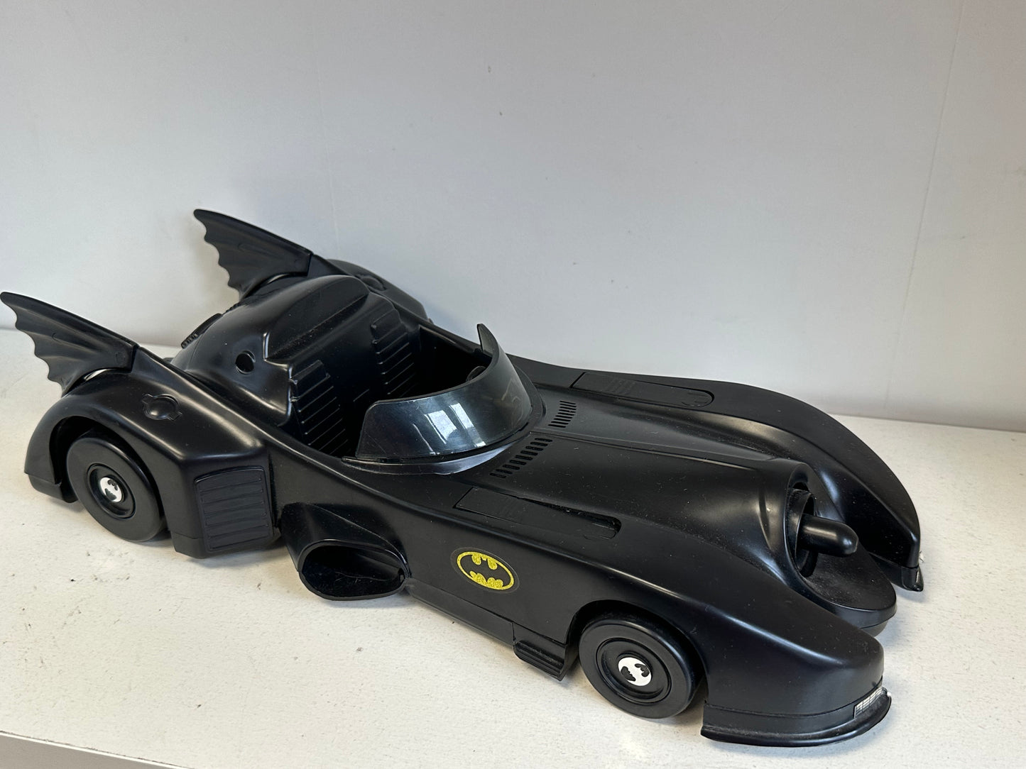 1989 Toy Biz Batmobile Batman Move DC Comics 4” Scale Complete Vehicle Toy