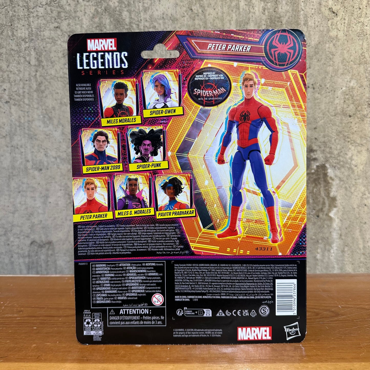 MARVEL LEGENDS Peter Parker Spider-Man Across The Spider-Verse 6” Fig BRAND NEW!