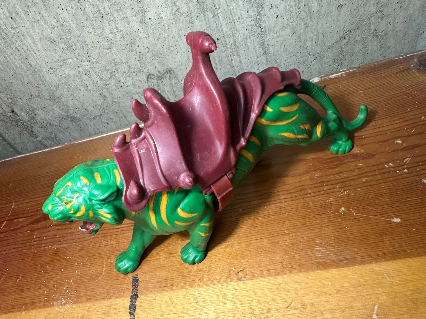 1983 MOTU Battlecat Vintage Master’s of the Universe Action Figure Toy Incomplete