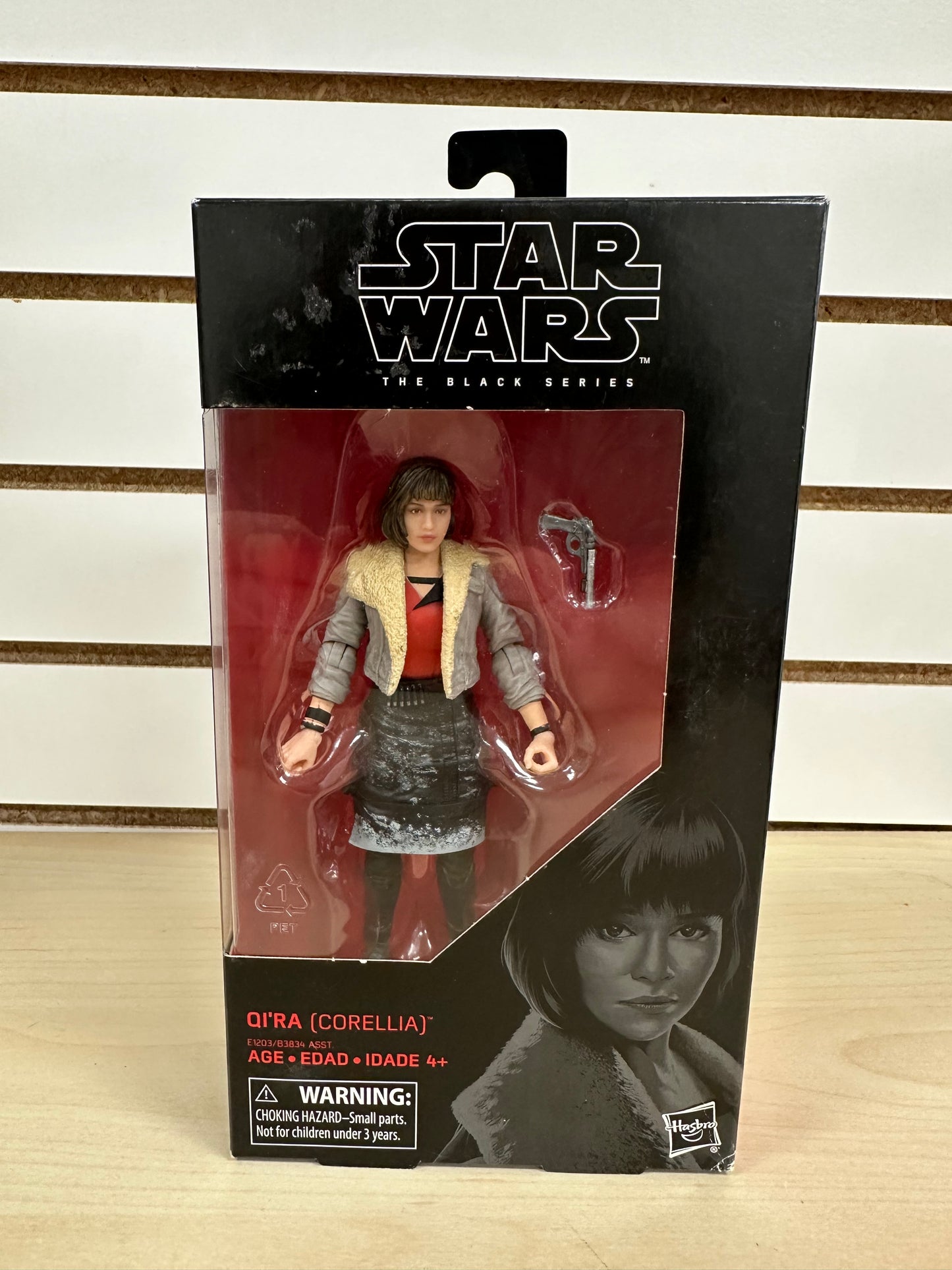 Qi’ra Corellia Star Wars Black Series 6” Action Figure out