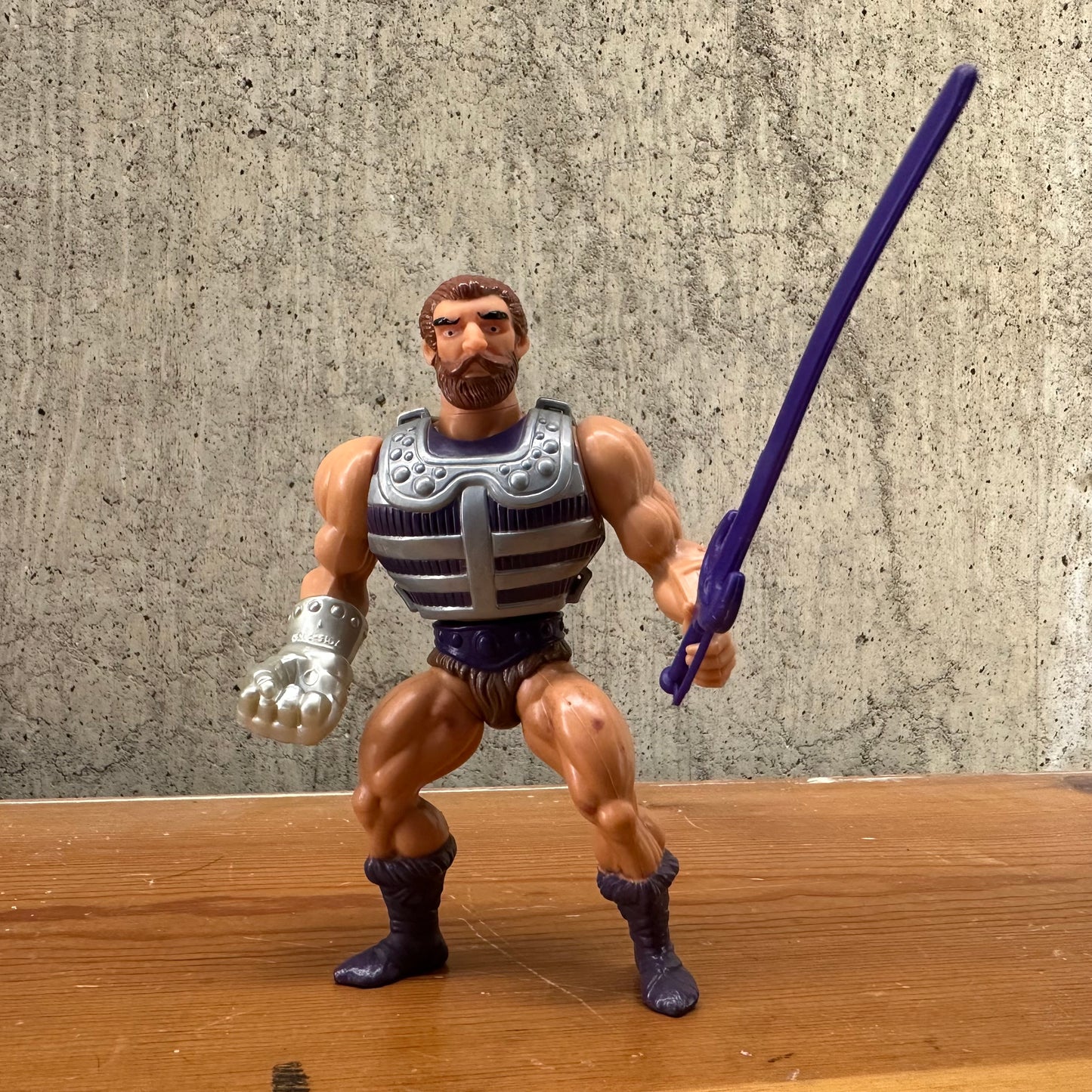 Fisto Vintage 1983 MOTU He-Man Complete Action Figure Toy