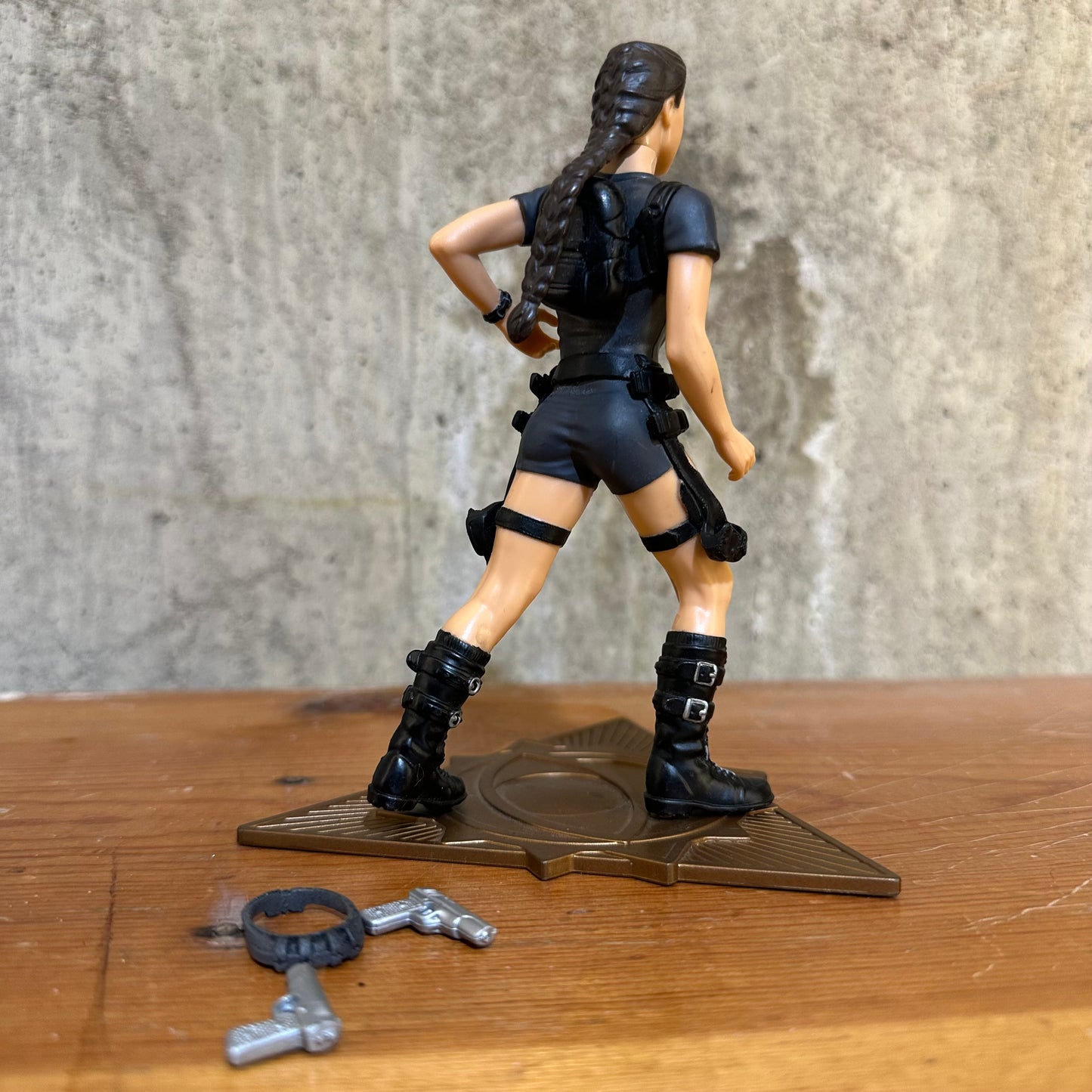Lara Croft Tomb Raider 2001 Action Figure Toy