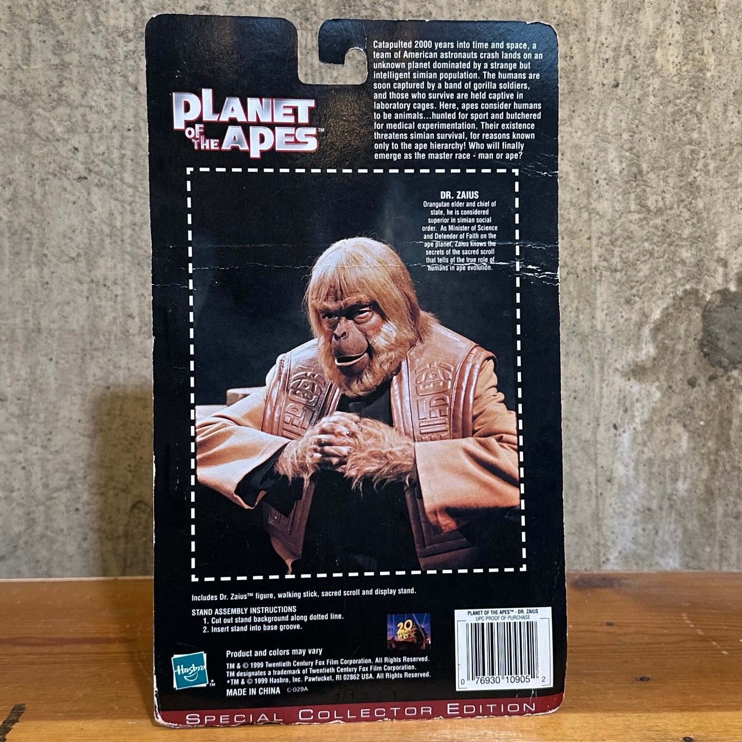 Vintage Planet of the Apes Dr Zaius Action Figure 1999 Hasbro New in Package