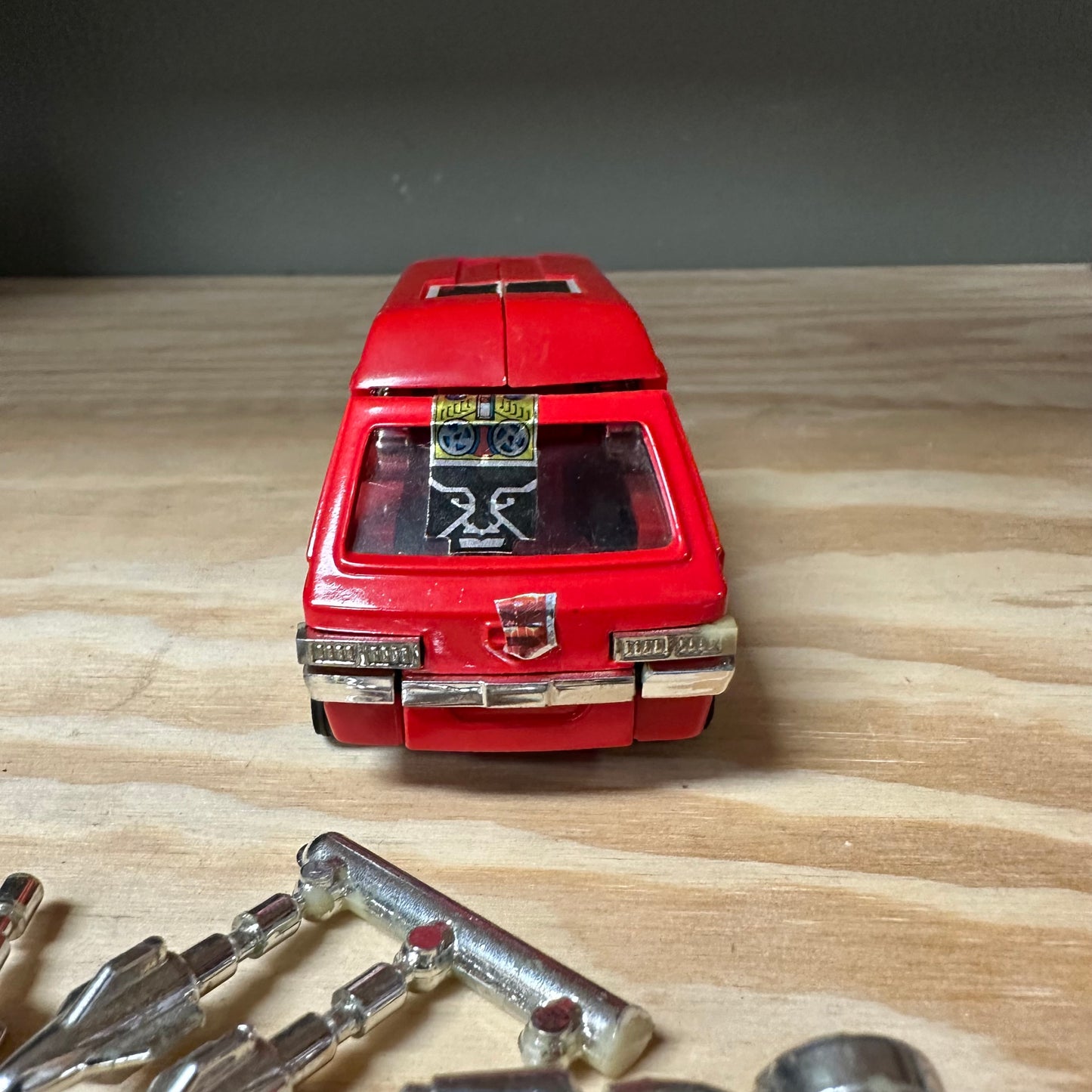 1985 G1 Transformers Ironhide Complete Action Figure Robot Toy
