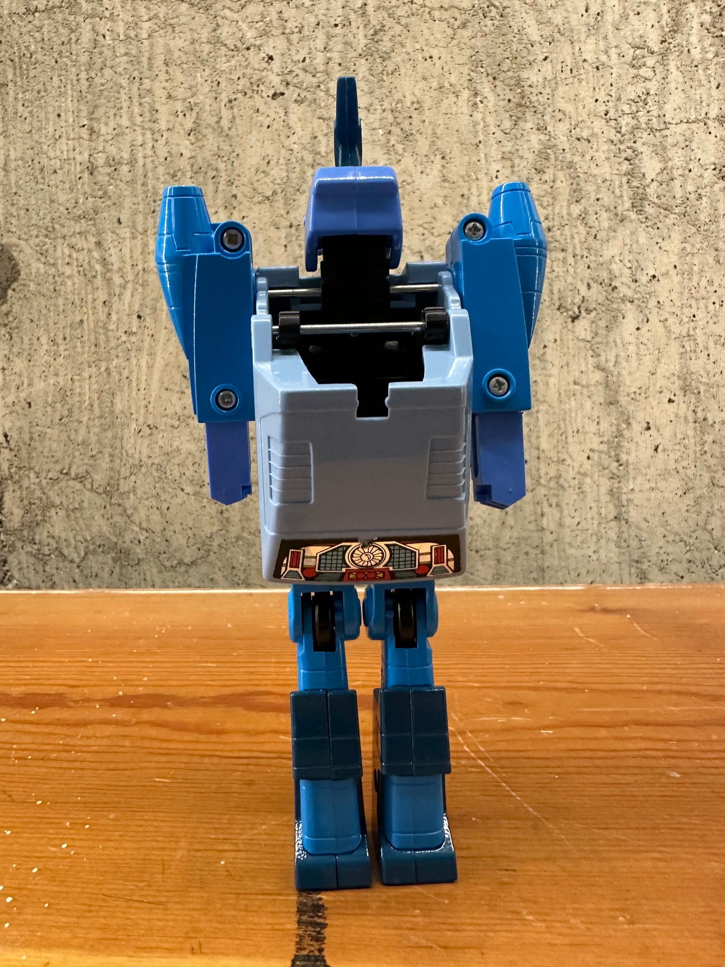 Blurr G1 Incomplete Transformer 80’s Robot Action Figure Toy