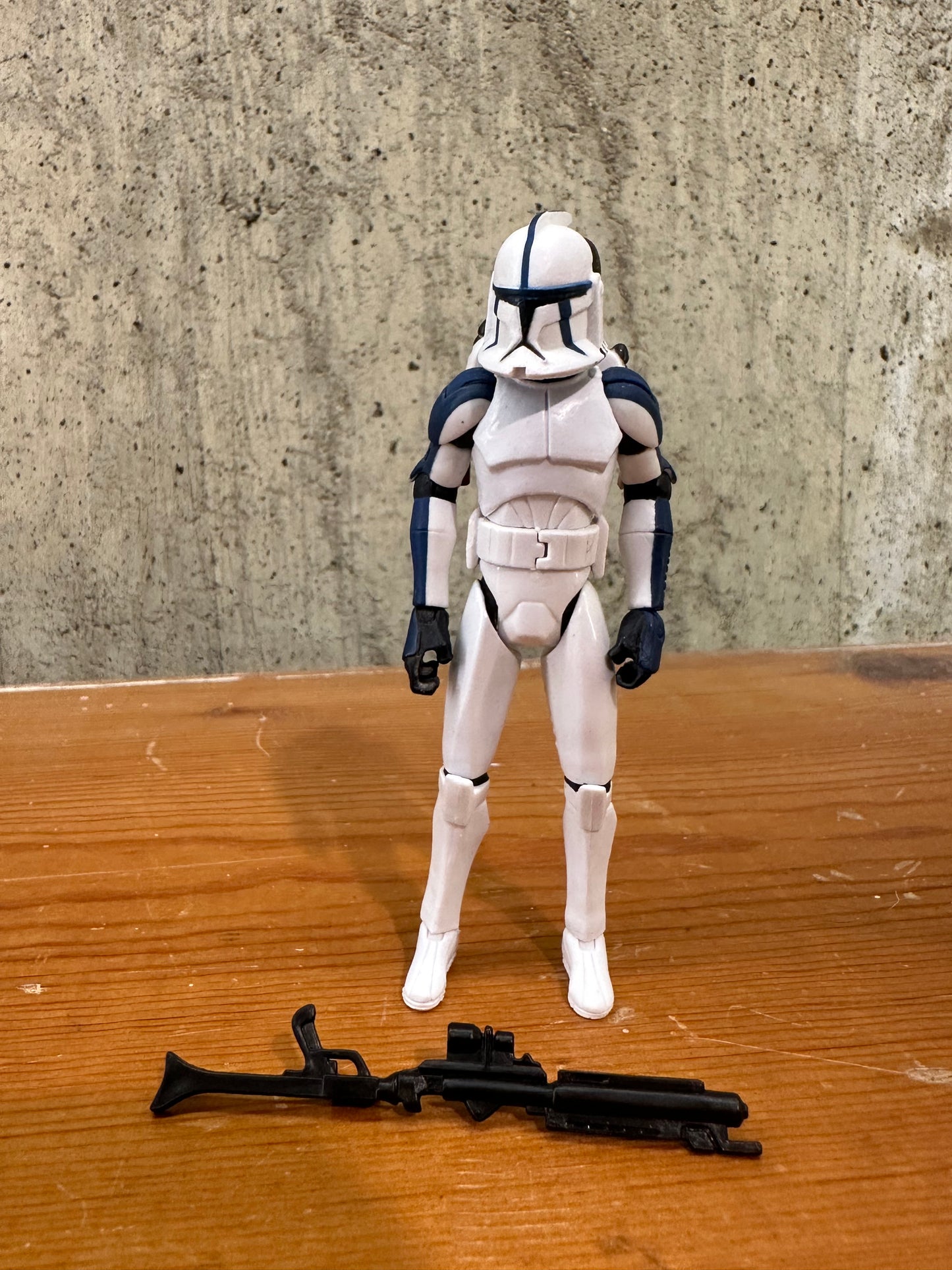 Clone Trooper Denal Star Wars 3.75” Clone Wars Action Figure Toy