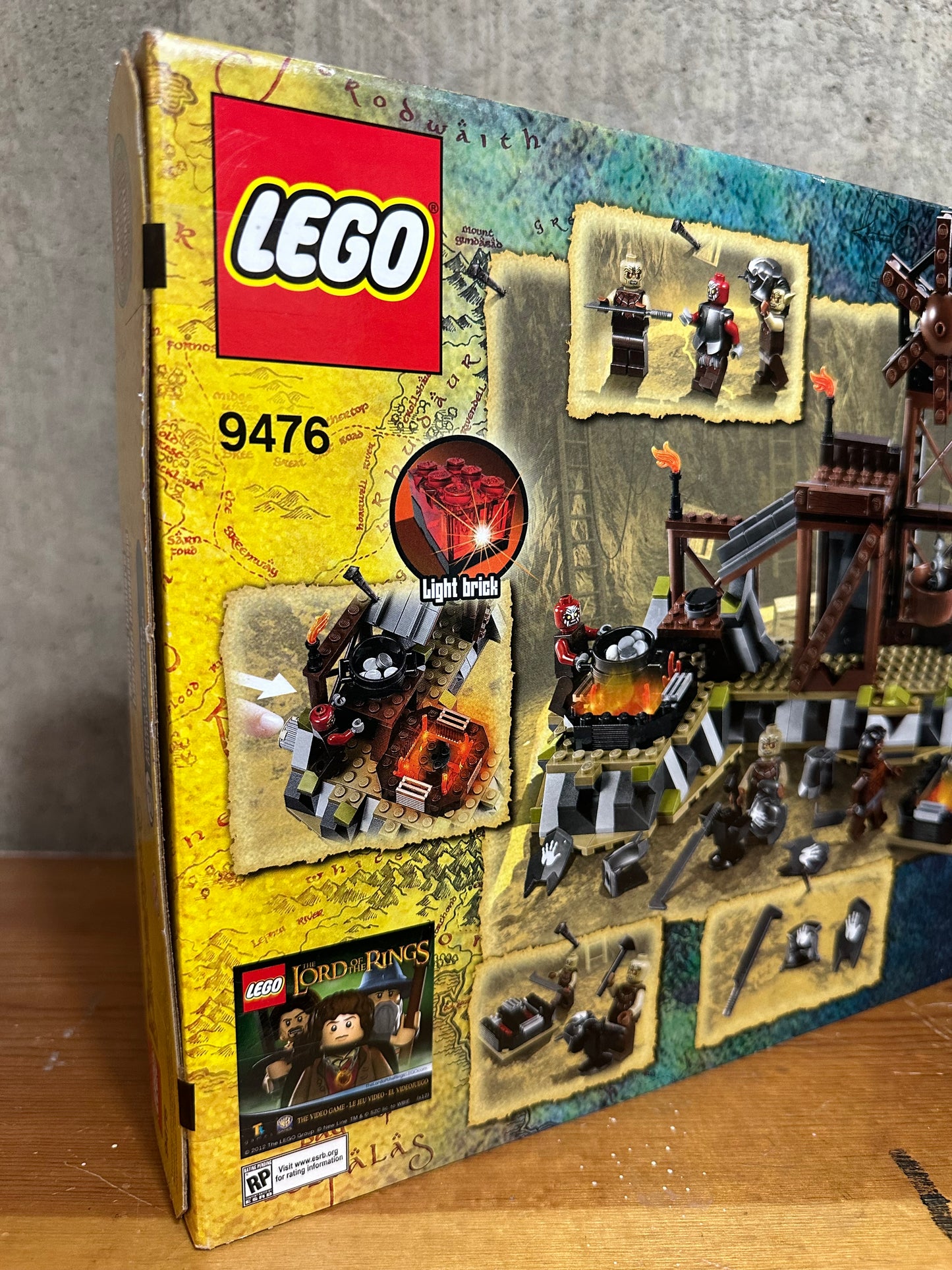 Lego 9476 The Orc Forge Lord of the Rings Sealed Set Brand New