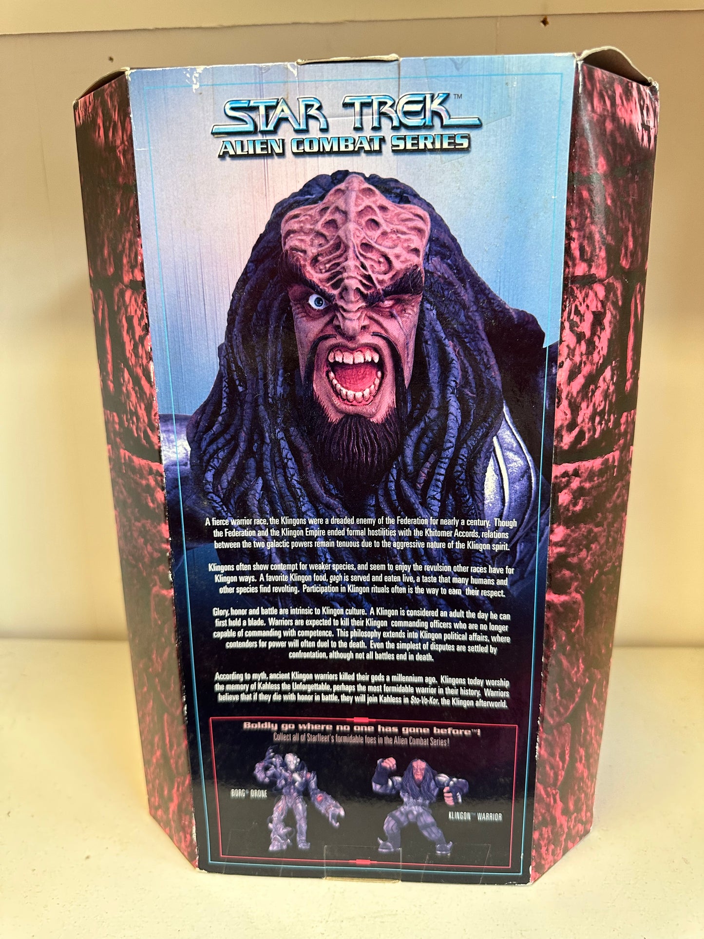 Klingon Warrior Star Trek Alien Combat Series Sealed Figure