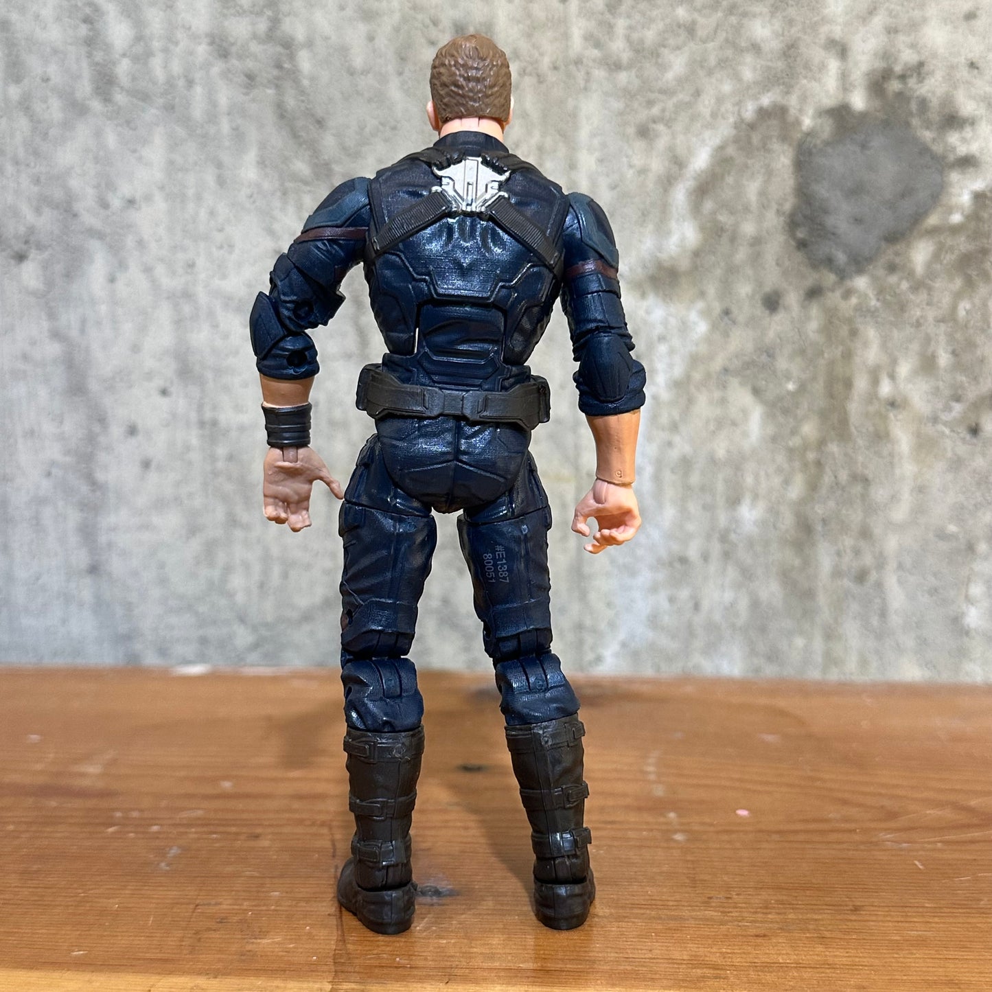 Captain America Infinity War 6” Marvel Legends Action Figure Incomplete