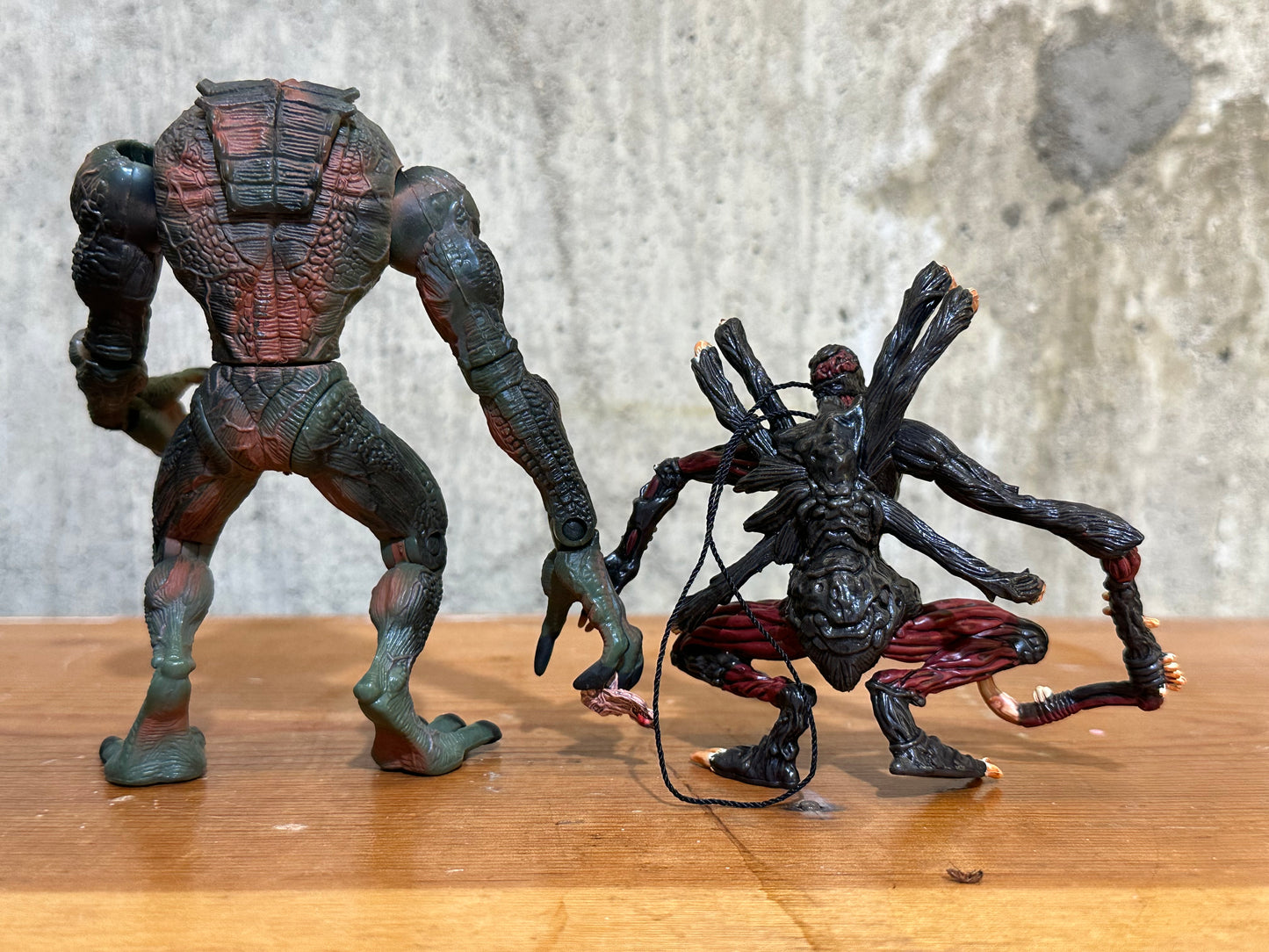 Hunter & Chimera Toy Biz Resident Evil CAPCOM 1998 Action Figures
