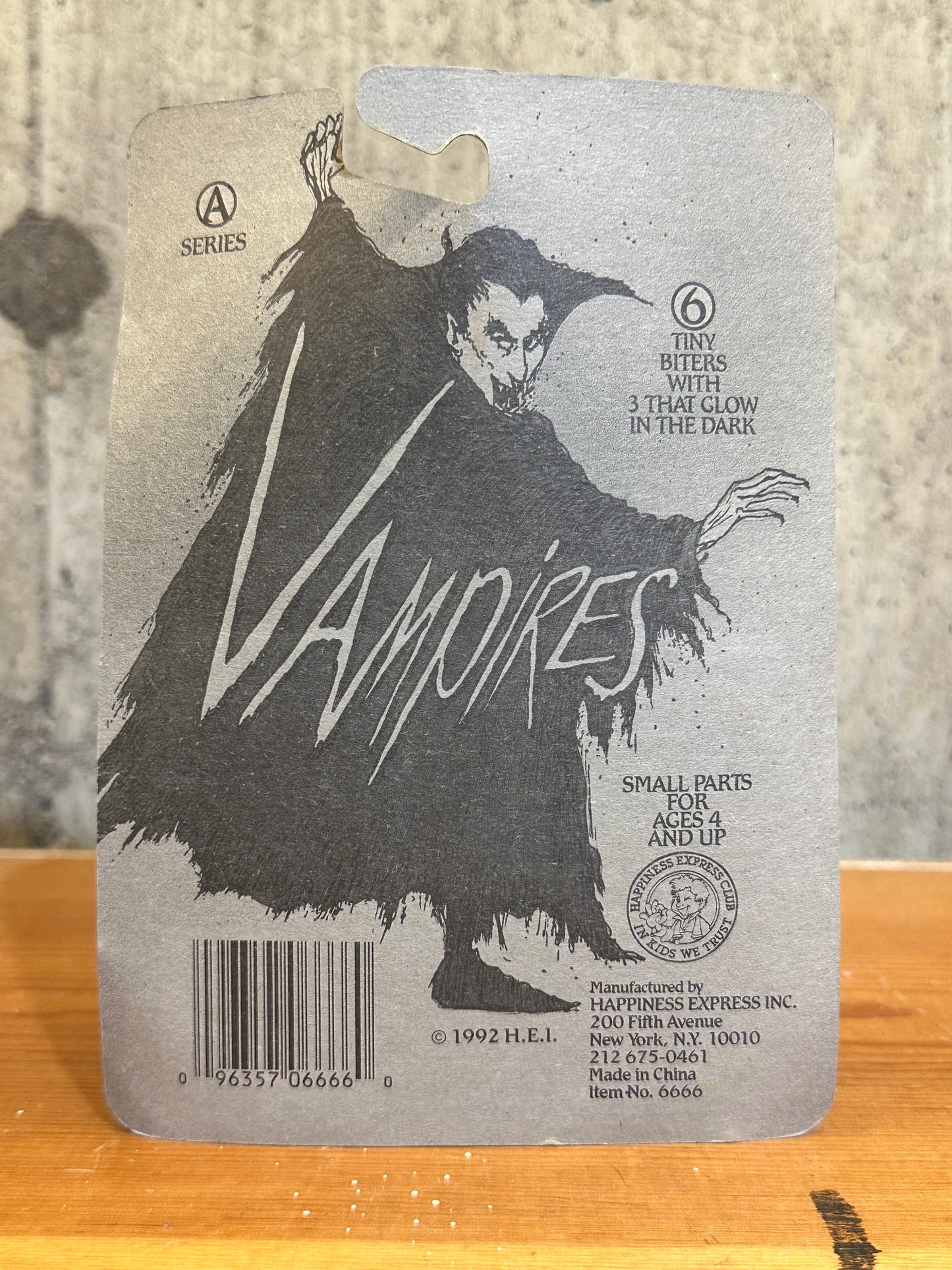 Vampires 1992 Moc Monster Horror Dracula Keshi Rubber Glow Toys 90s Vintage Fig