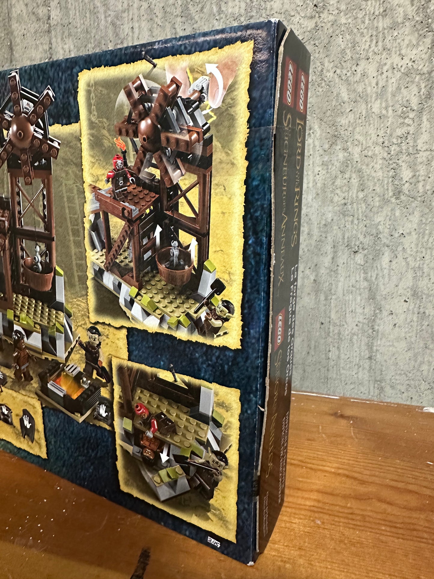 Lego 9476 The Orc Forge Lord of the Rings Sealed Set Brand New
