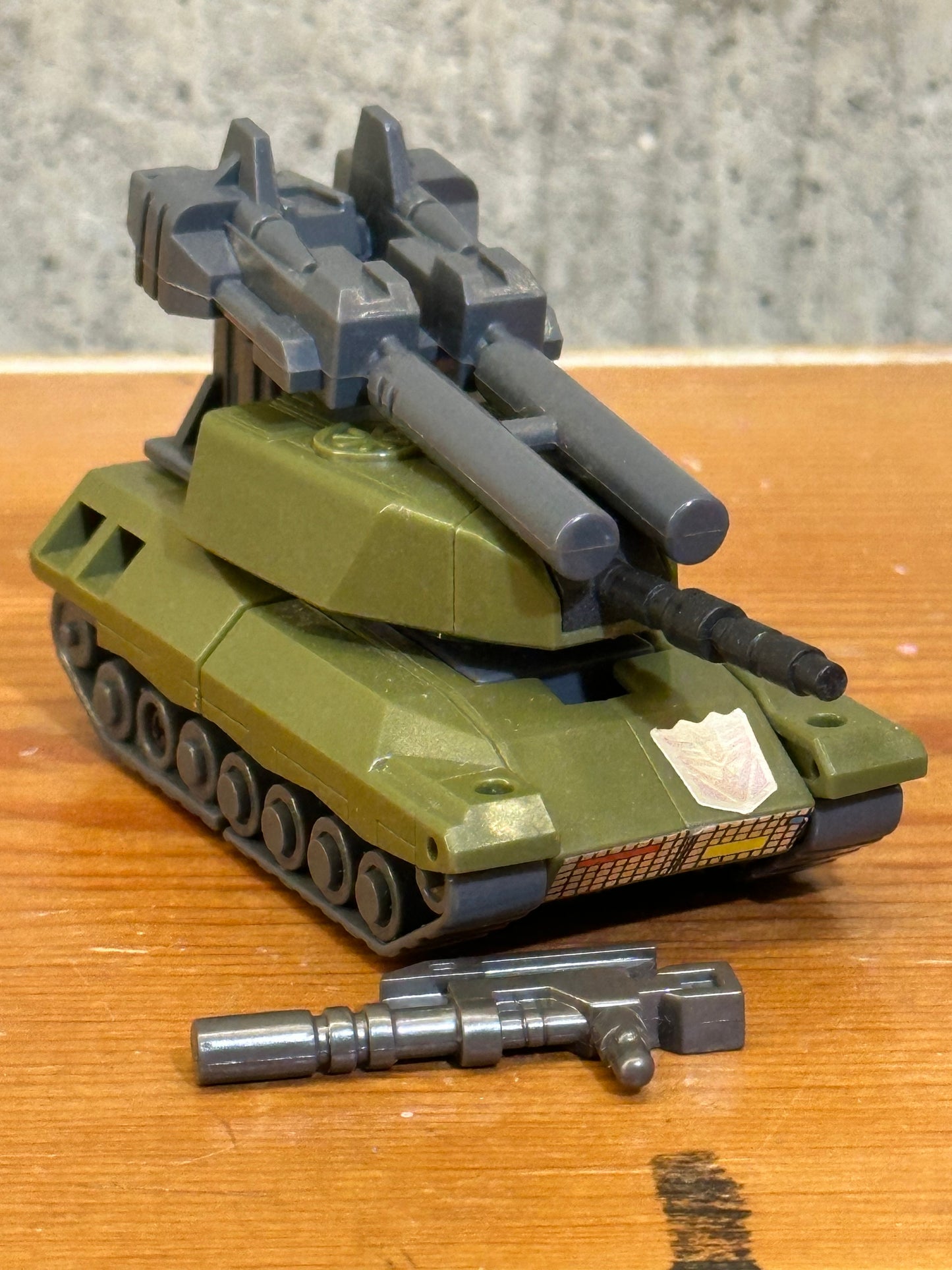 Brawl G1 Transformers Combaticons Bruticus Limb Action Figure Robot Tank Toy
