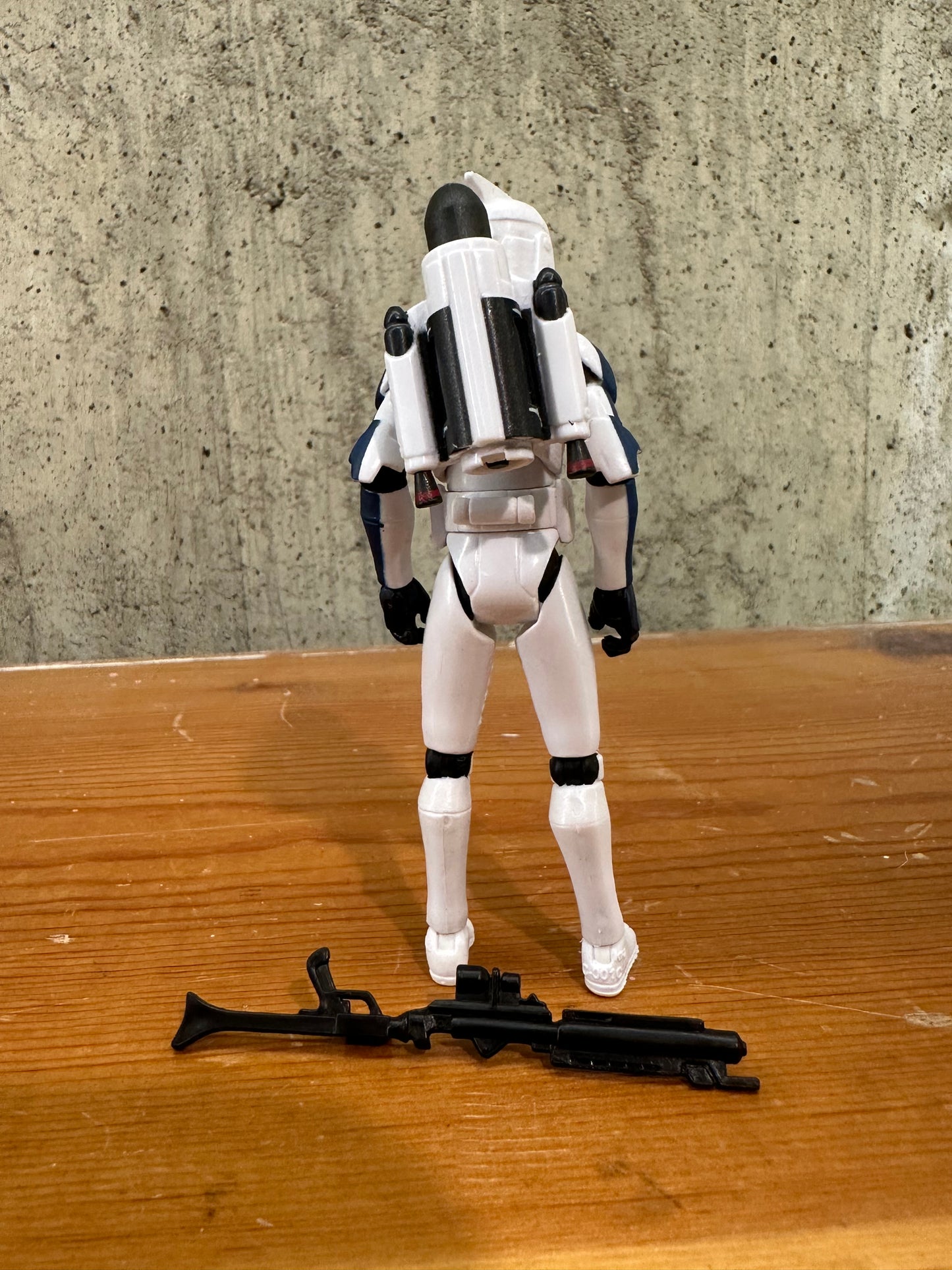 Clone Trooper Denal Star Wars 3.75” Clone Wars Action Figure Toy
