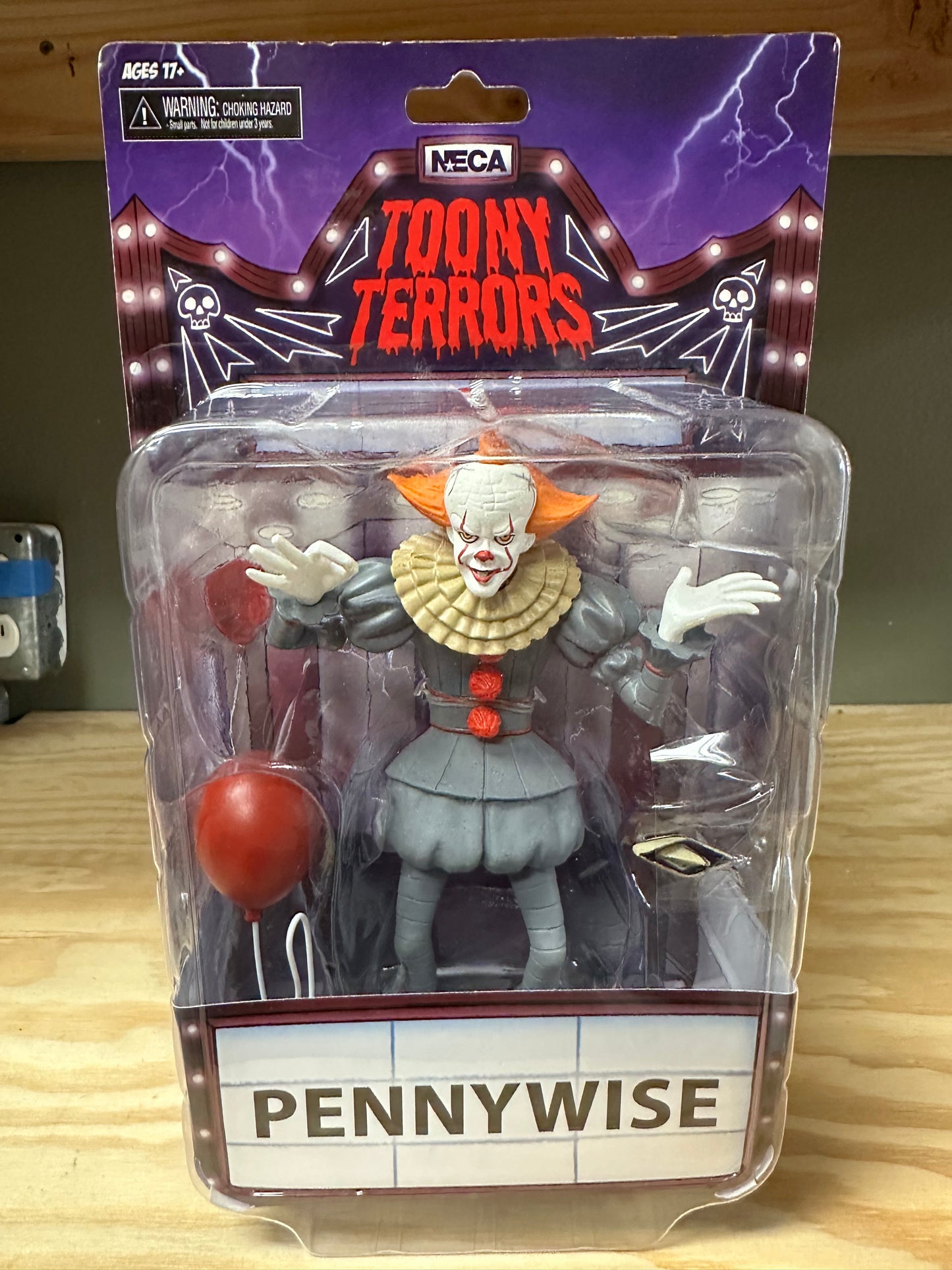 Neca Toony Terrors Pennywise Sealed Action Figure Toy Horror