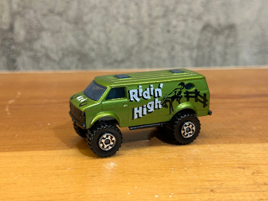 Ridin’ High 4X4 Chevy Van 1981 Matchbox Car