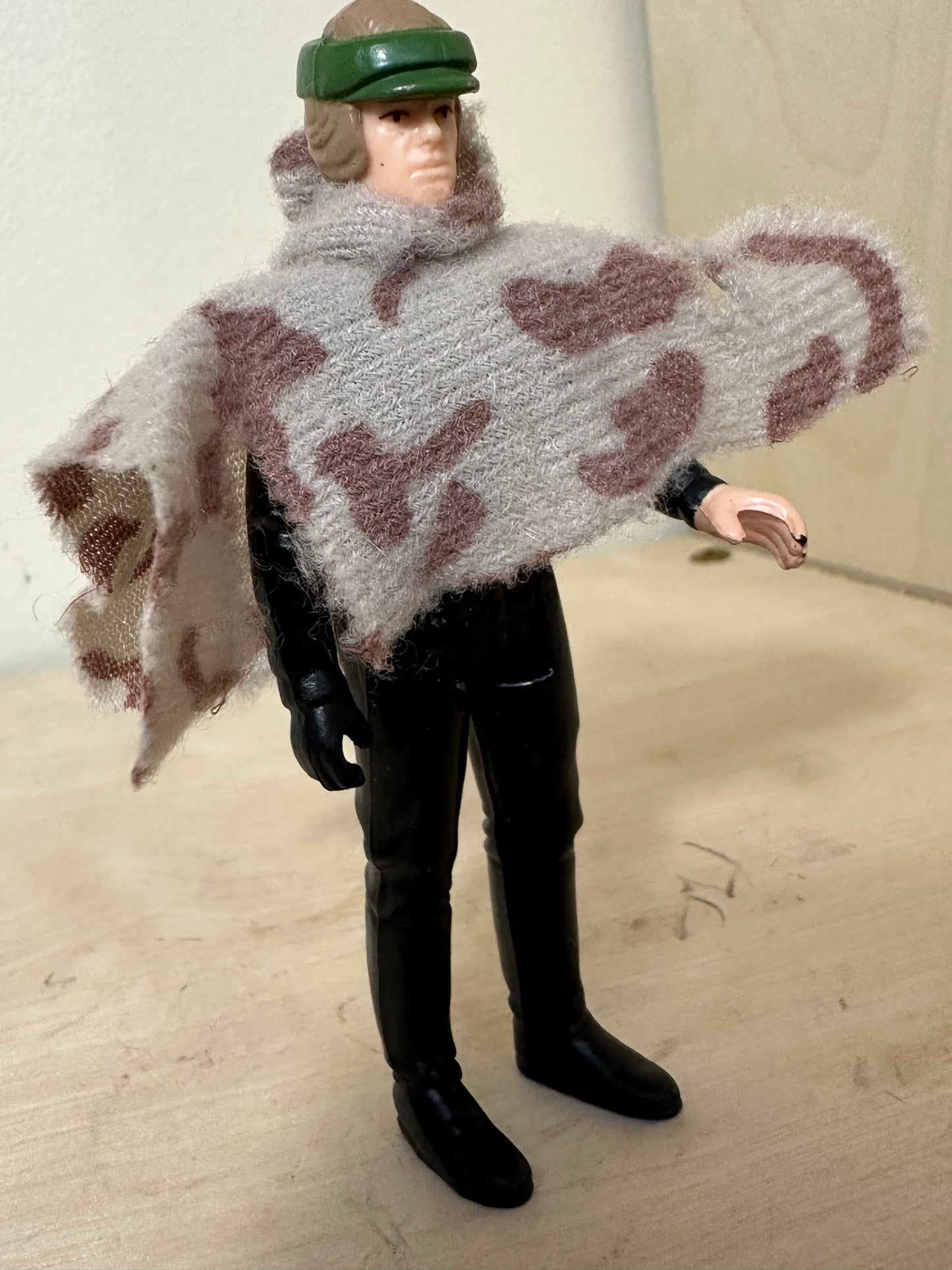 1985 Kenner Star Wars Last 17 Incomplete Rebel Leader Endor Luke Skywalker with Coin Action Figure Toy