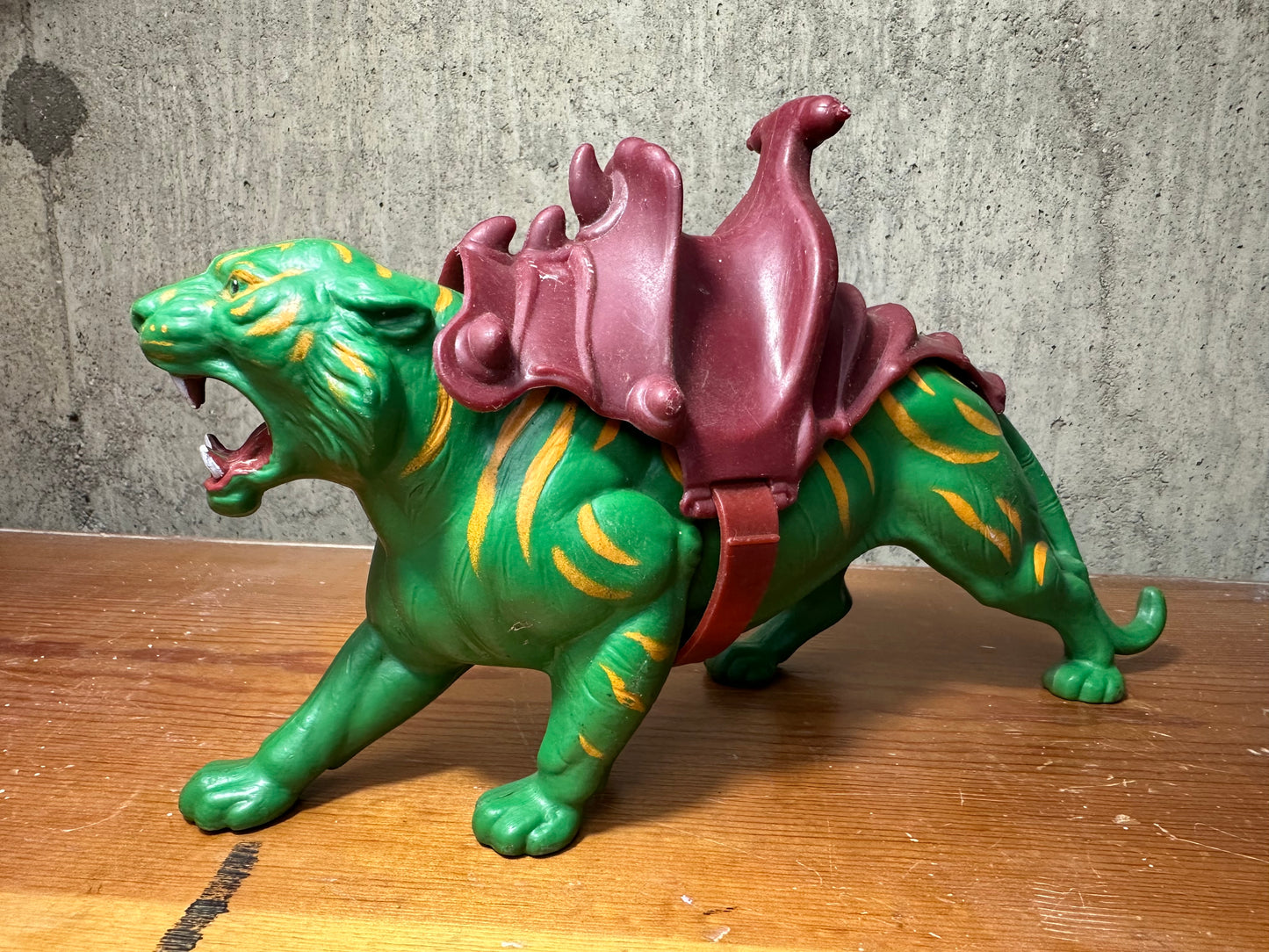 1983 MOTU Battlecat Vintage Master’s of the Universe Action Figure Toy Incomplete