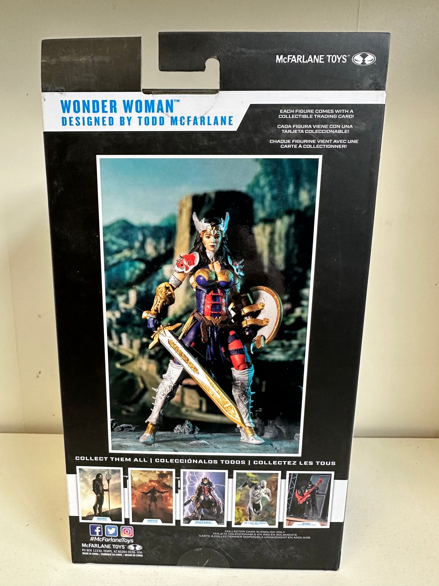DC Comics Multiverse Wonder Woman by Todd McFarlane Sealed but damaged box