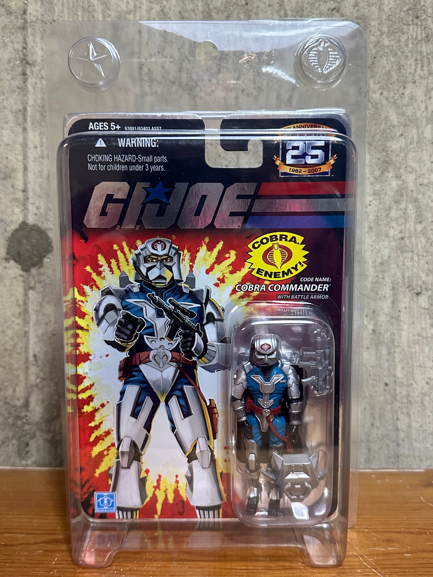 Cobra Commander Battle Armor 25th Anniversary GI Joe Chrome Card Sealed Action Figure Toy