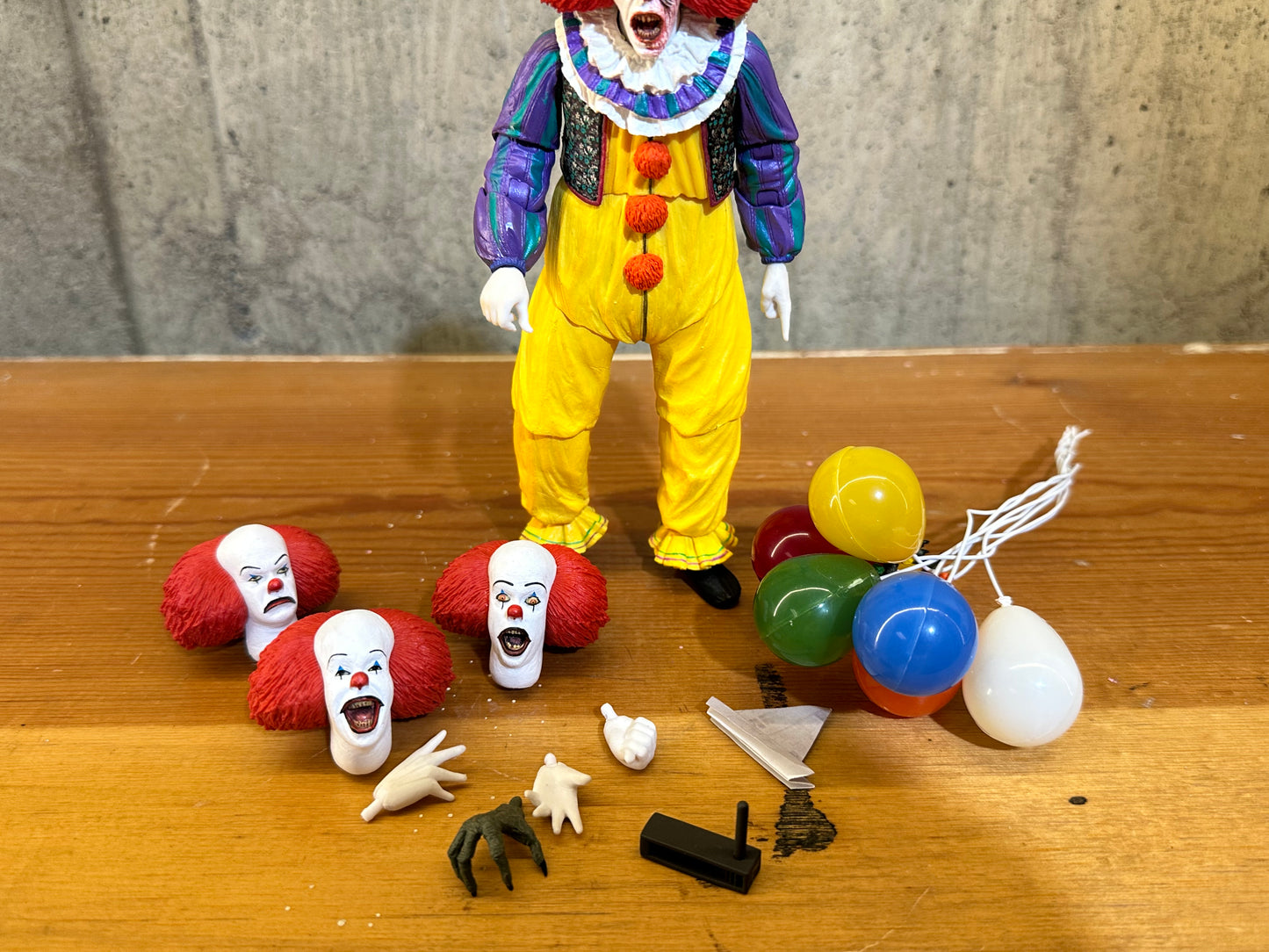 Pennywise It Movie Neca Complete Action Figure Toy