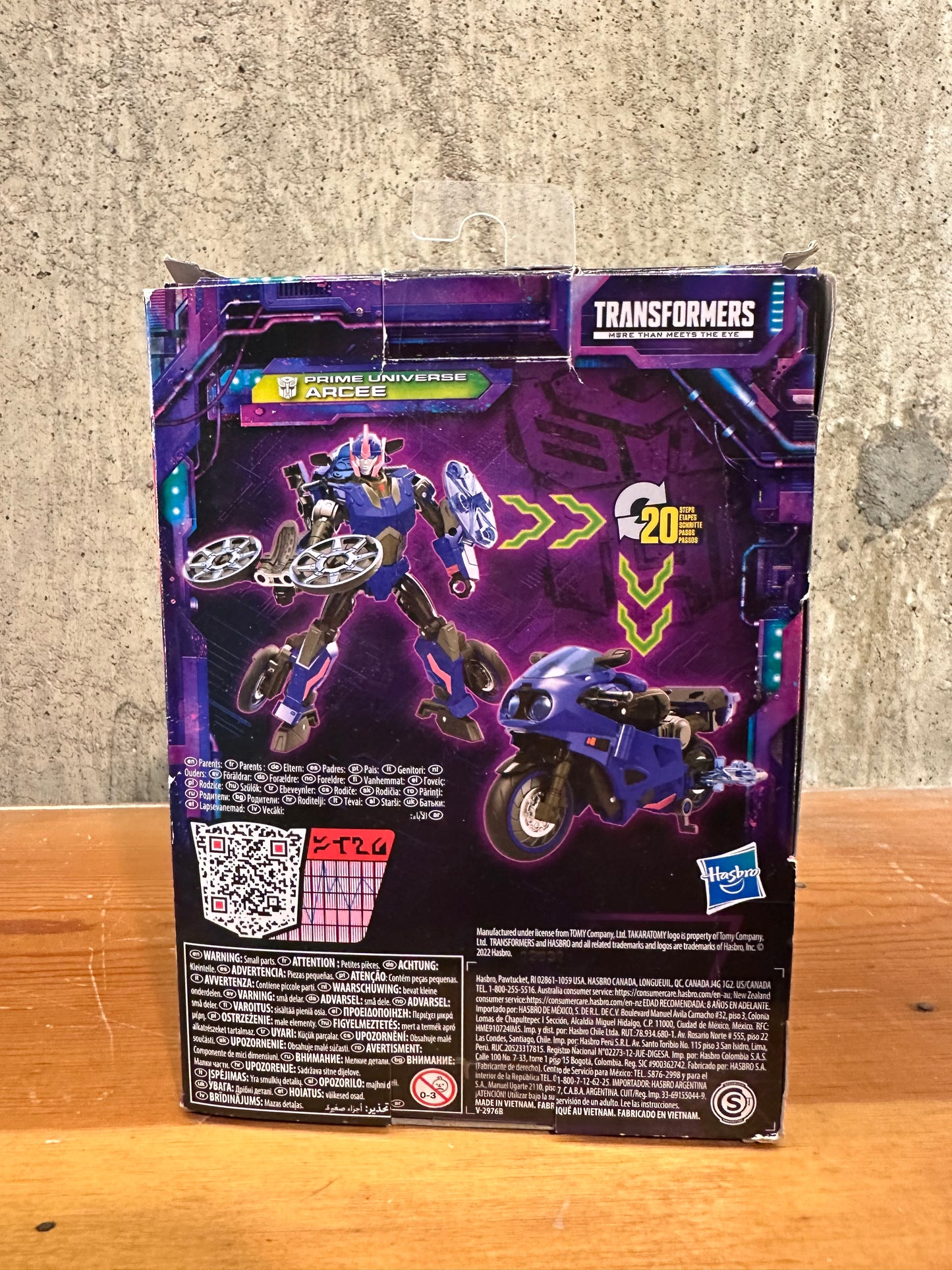 Arcee Prime Universe Transformees Legacy Open Box Action Figure