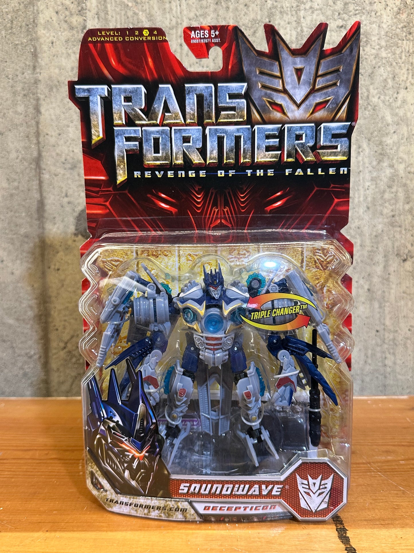 Soundwave Transformers Revenge of the Fallen Deluxe Class 2008 Hasbro New