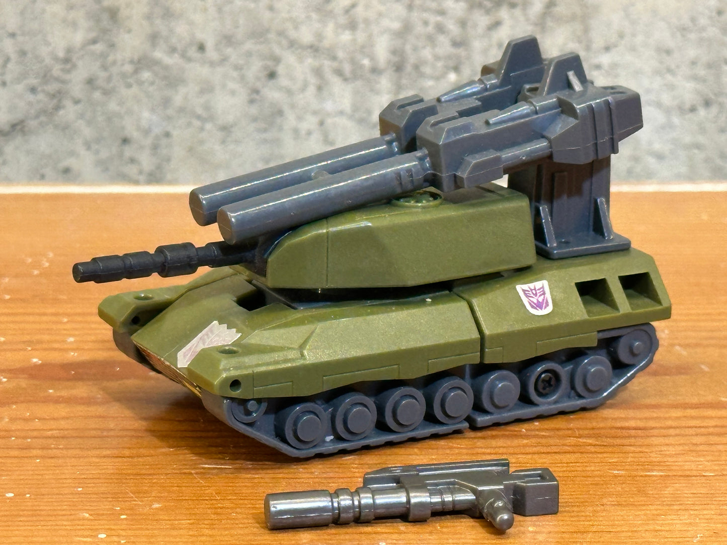 Brawl G1 Transformers Combaticons Bruticus Limb Action Figure Robot Tank Toy