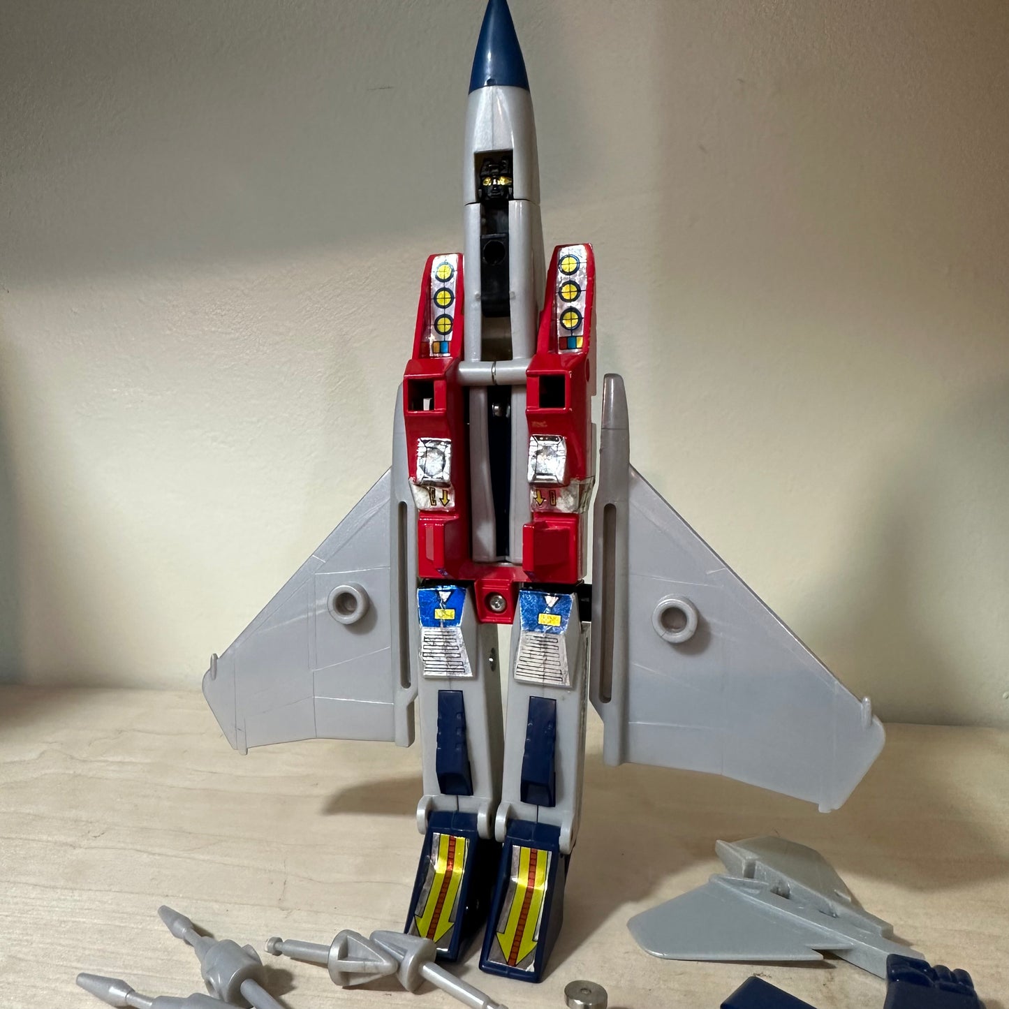 1984 Starscream Vintage Transformers Action Figure Complete