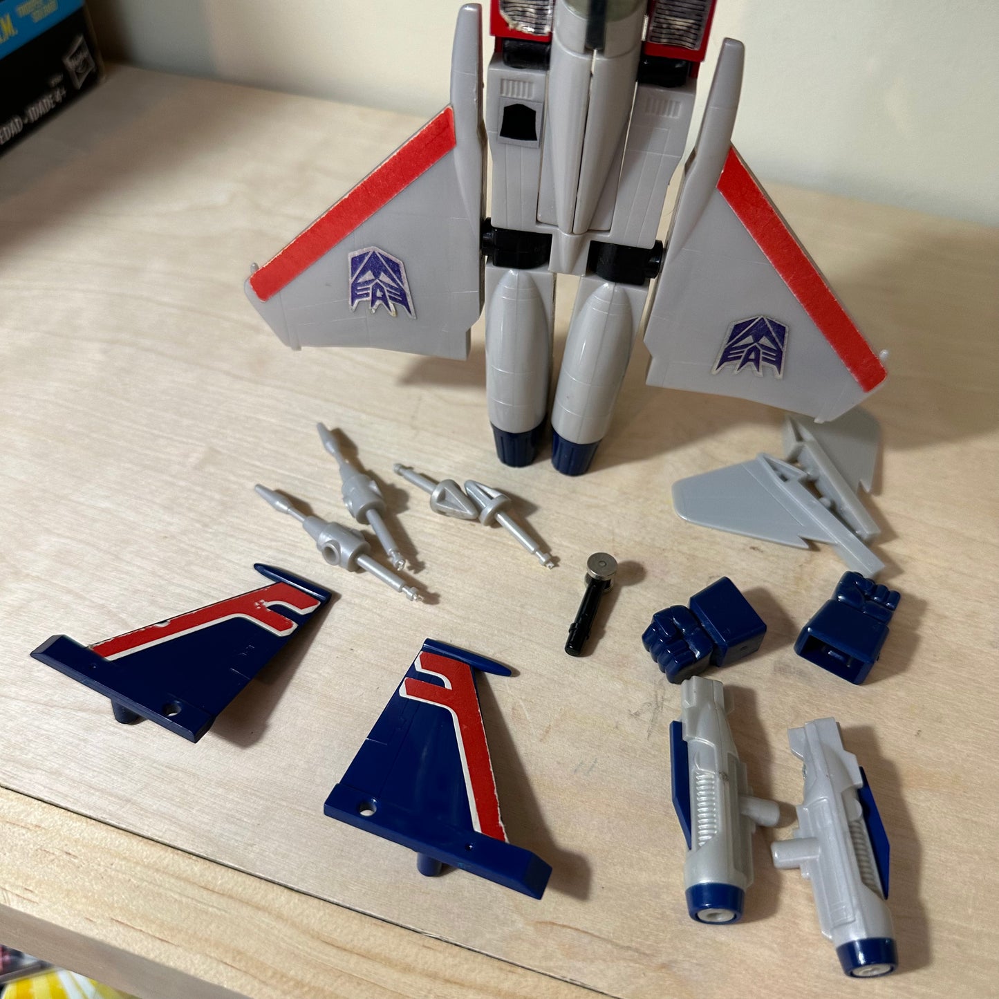 1984 Starscream Vintage Transformers Action Figure Complete