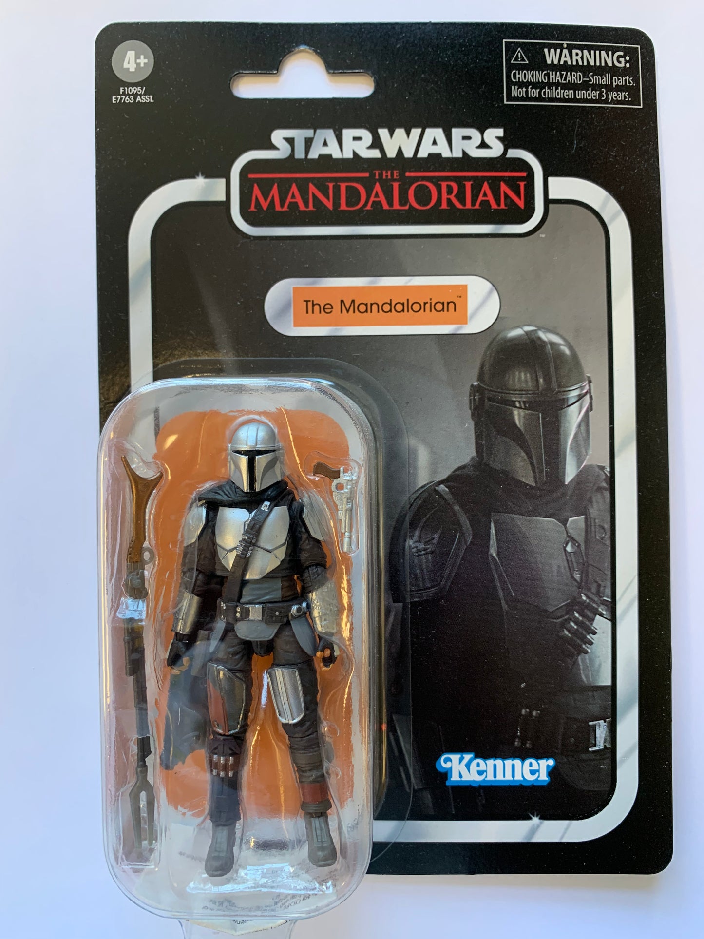 Star Wars Vintage Collection The Mandalorian 3.75” Action Figure Toy