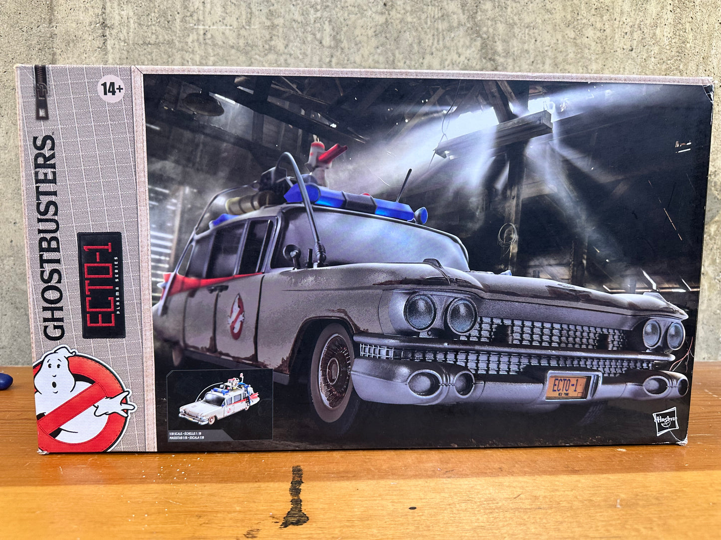 Hasbro Ghostbusters ECTO 1 Vehicle GHB Plasma Series 1:18 Scale Target Exc E9557