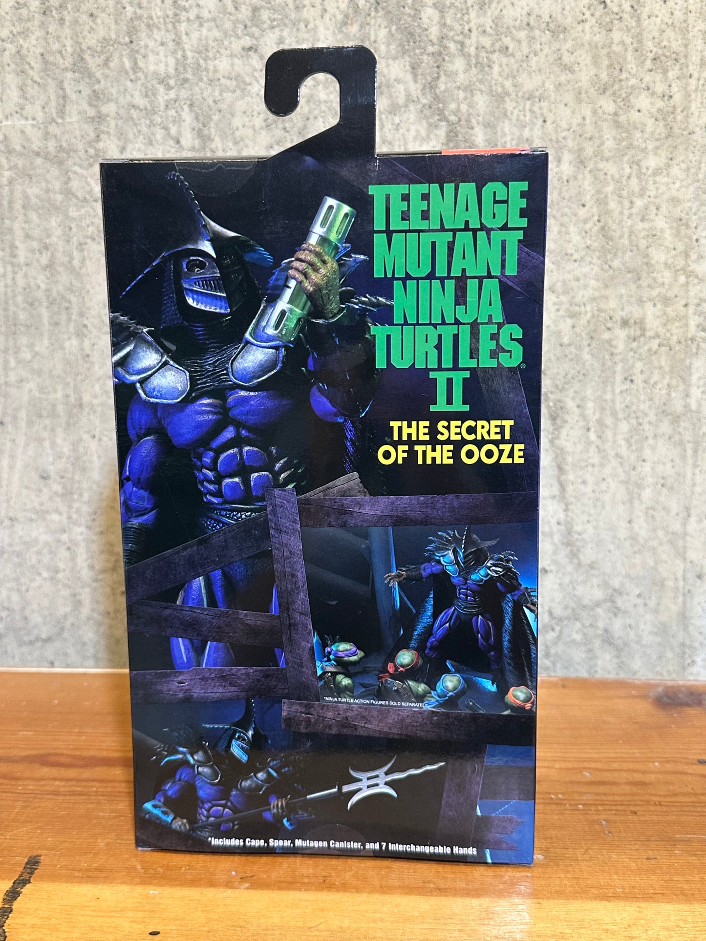 Super Shredder NECA Teenage Mutant Ninja Turtles Deluxe Action Figure