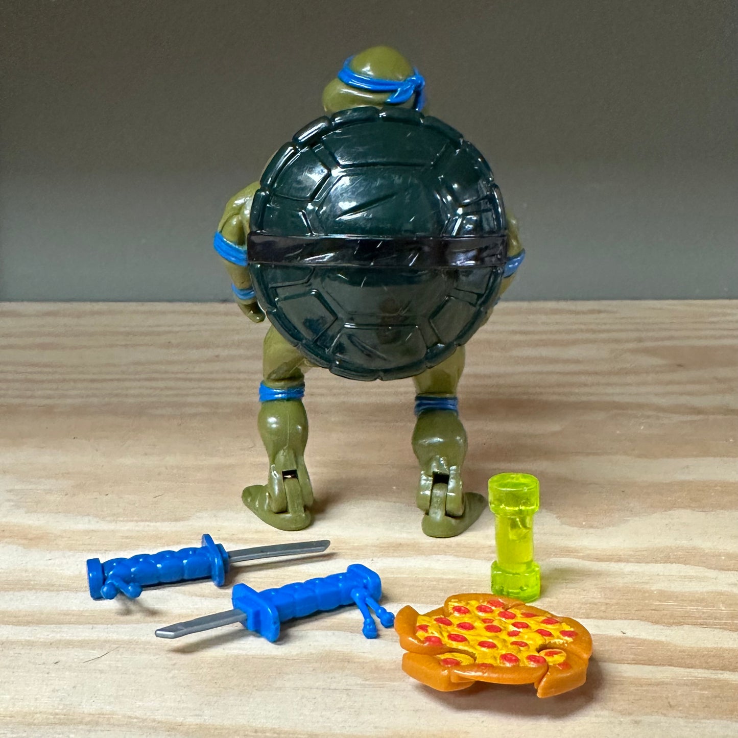 TMNT Mutations Leonardo Action Figure Toy near Complete Teenage Mutant Ninja Turtles