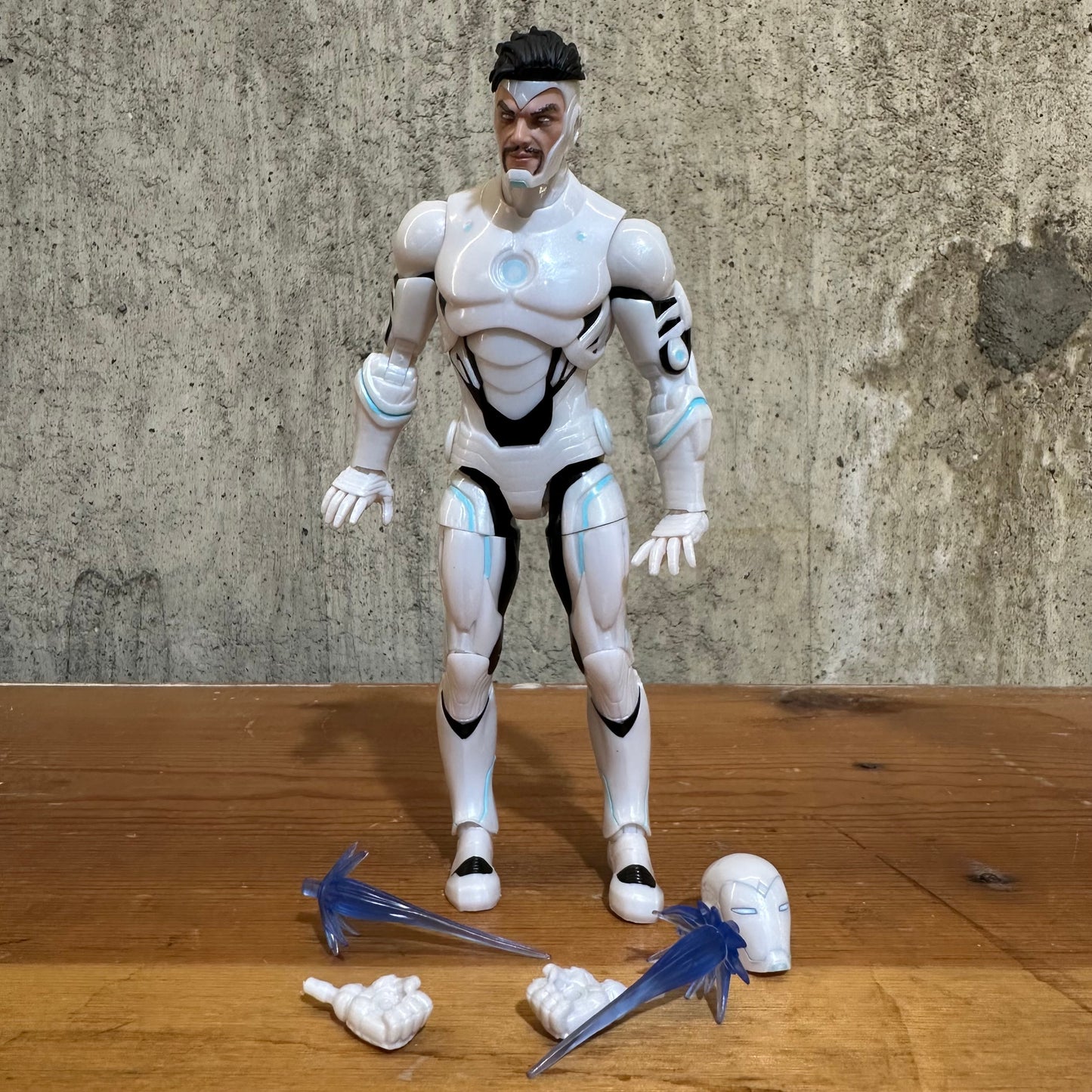 MARVEL LEGENDS SUPERIOR IRON MAN 6 INCH LOOSE EXCELLENT CONDITION HASBRO