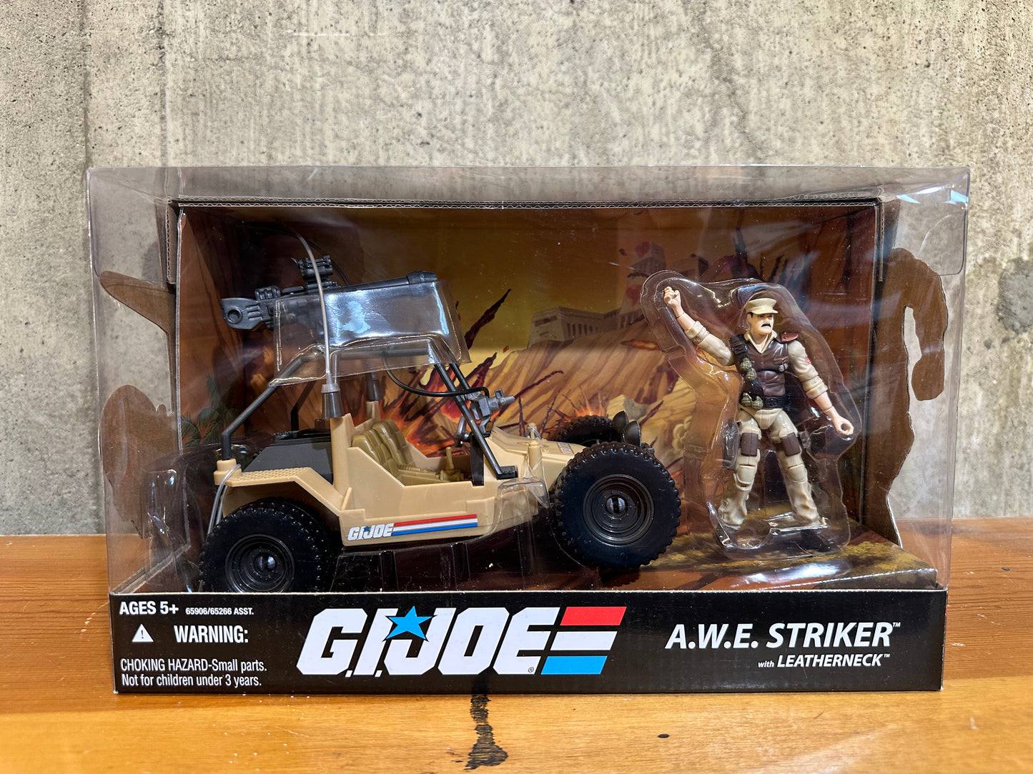 GI Joe A.W.E. STRIKER w/ Leatherneck - 25th ANNIVERSARY Sealed