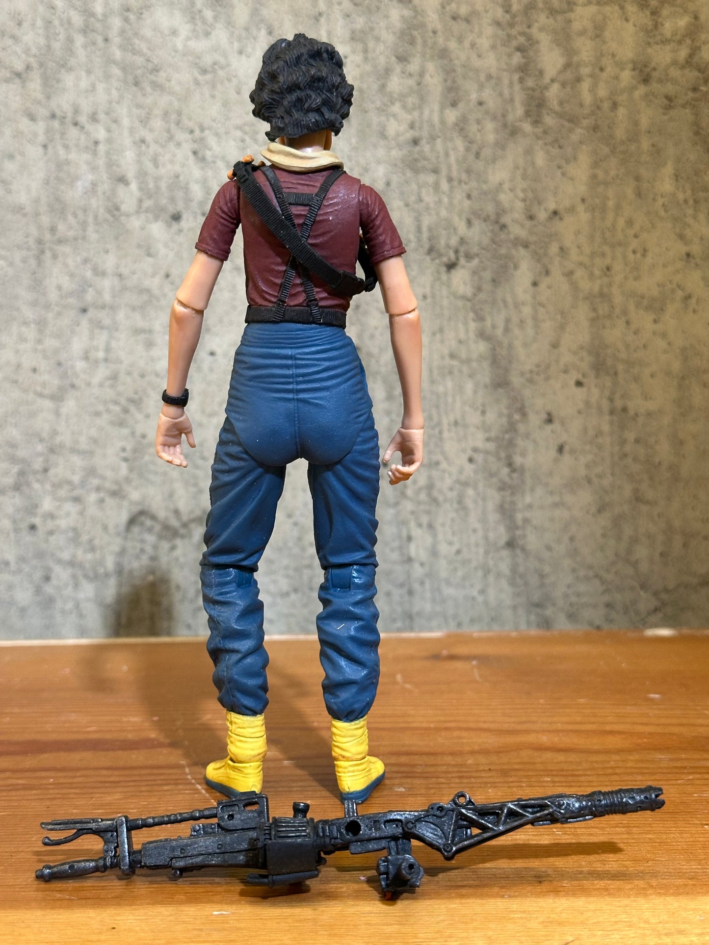 NECA Reel Toys Aliens Space Marine Lt. Ellen Ripley Kenner Tribute Action Figure Toy