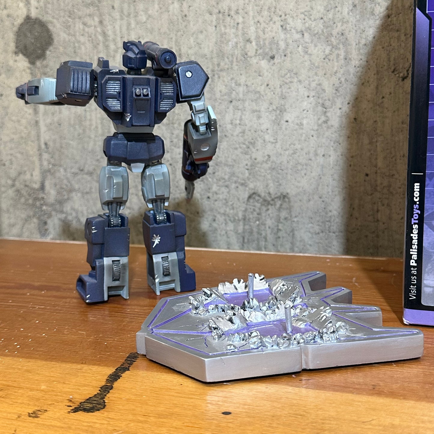 Soundwave Palisades Transformers Decepticon Polystone Mini Statue 6” Tall