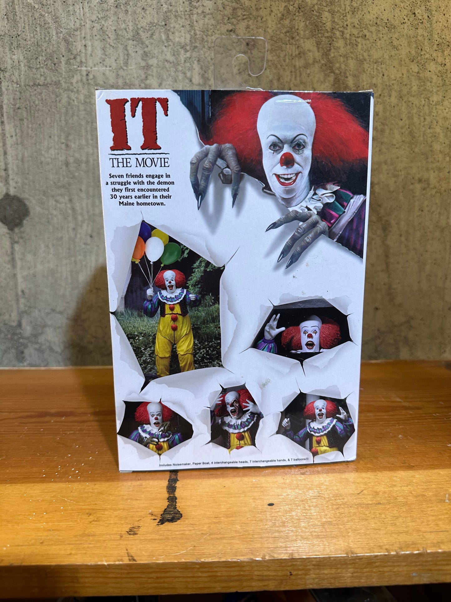 ULTIMATE PENNYWISE IT 1990 The Movie Miniseries 7" Action Figure Neca MINT 2018