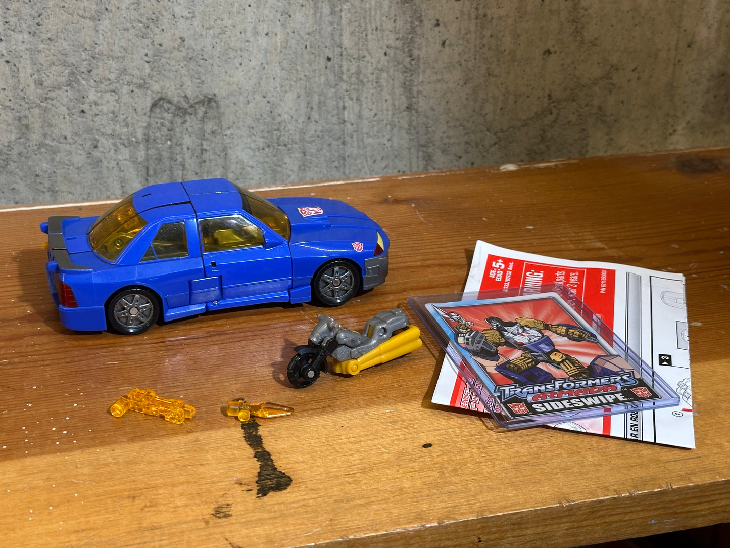 Sideswipe Armada Complete Transformers Action Figure Broken Blaster